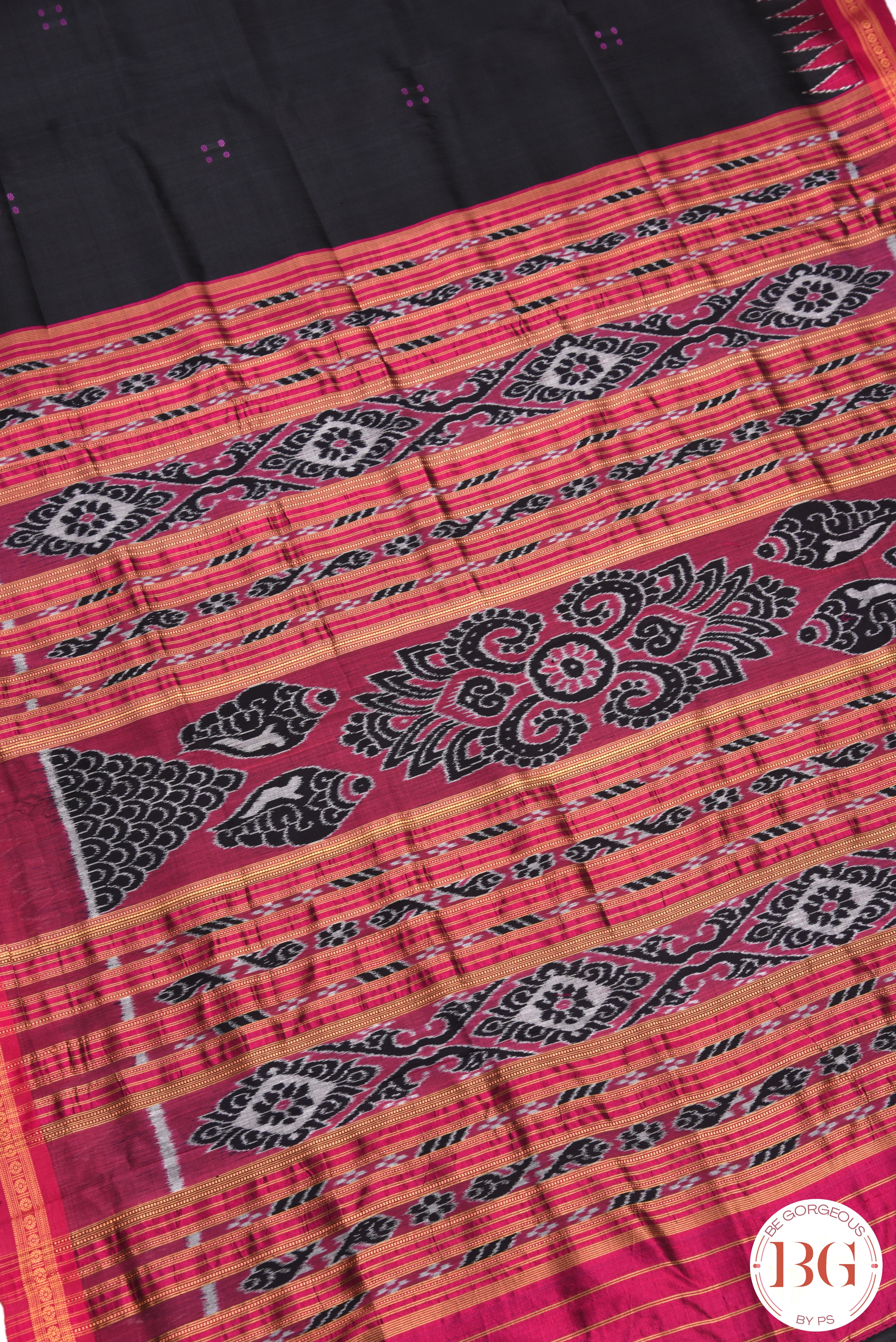 Minibuti temple border Khandua Silk Odisha Handloom Saree - black pink