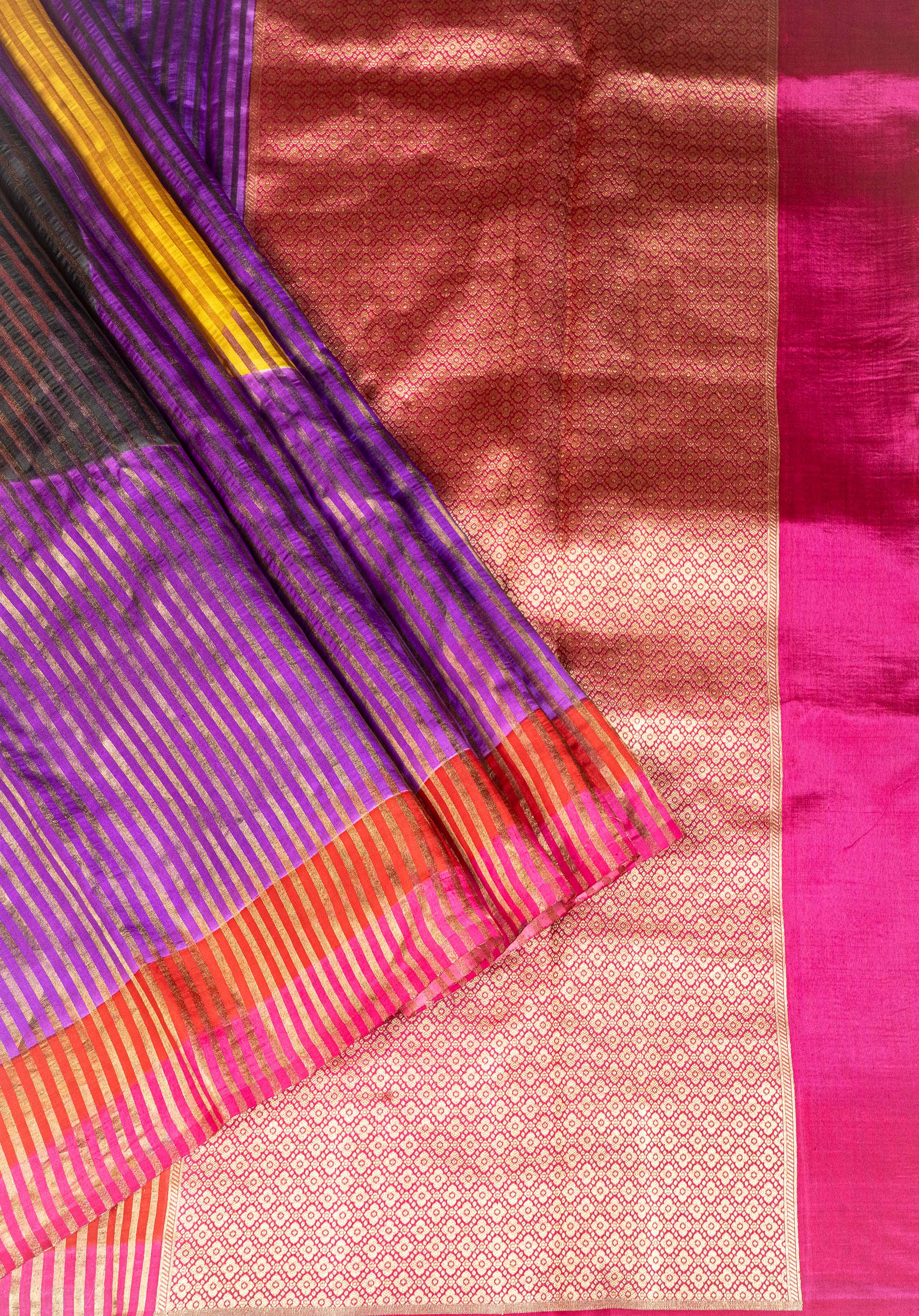 Banarasi Tissue Circle Dye Saree - multicolor