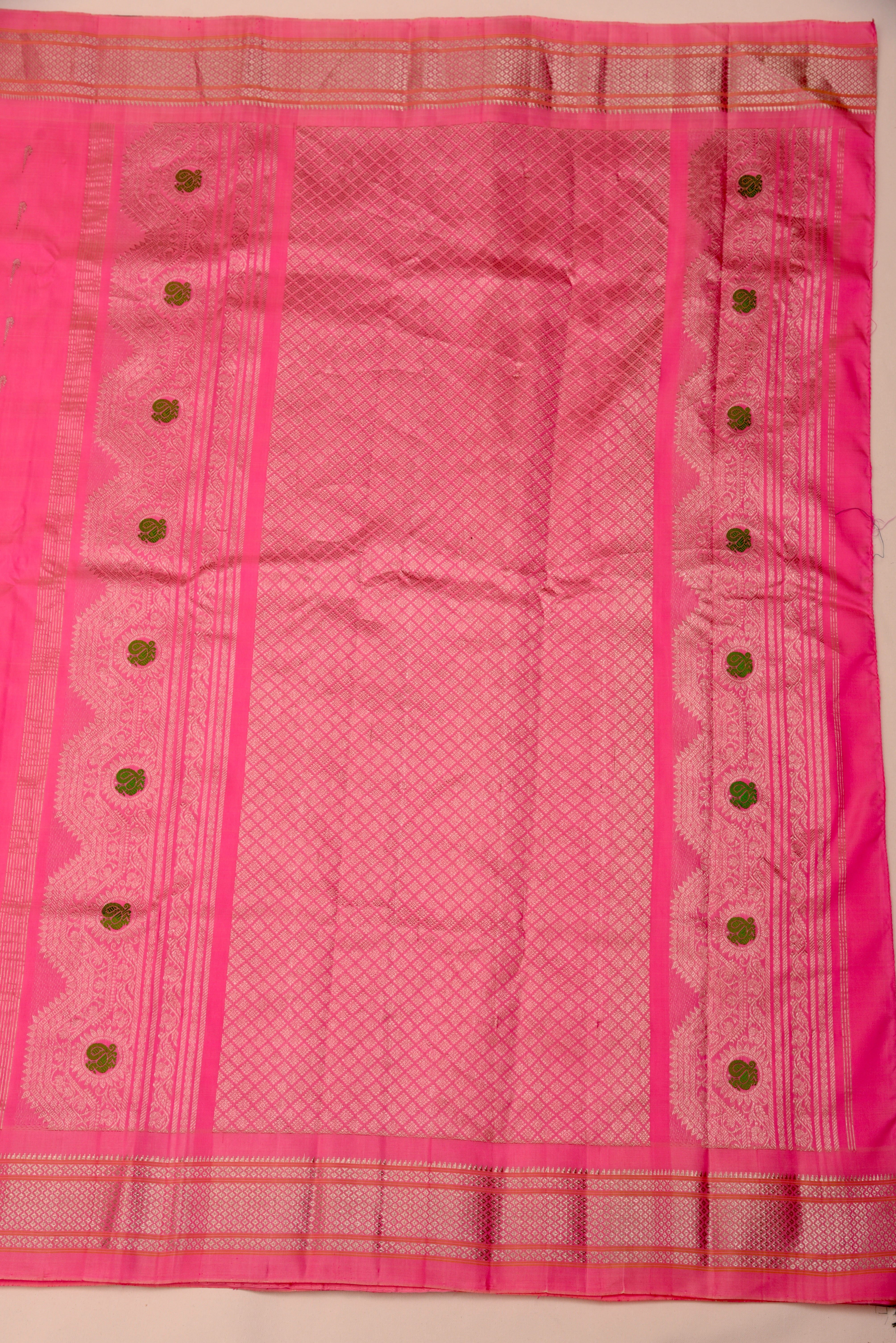Gadwal Pure Silk Handloom Saree