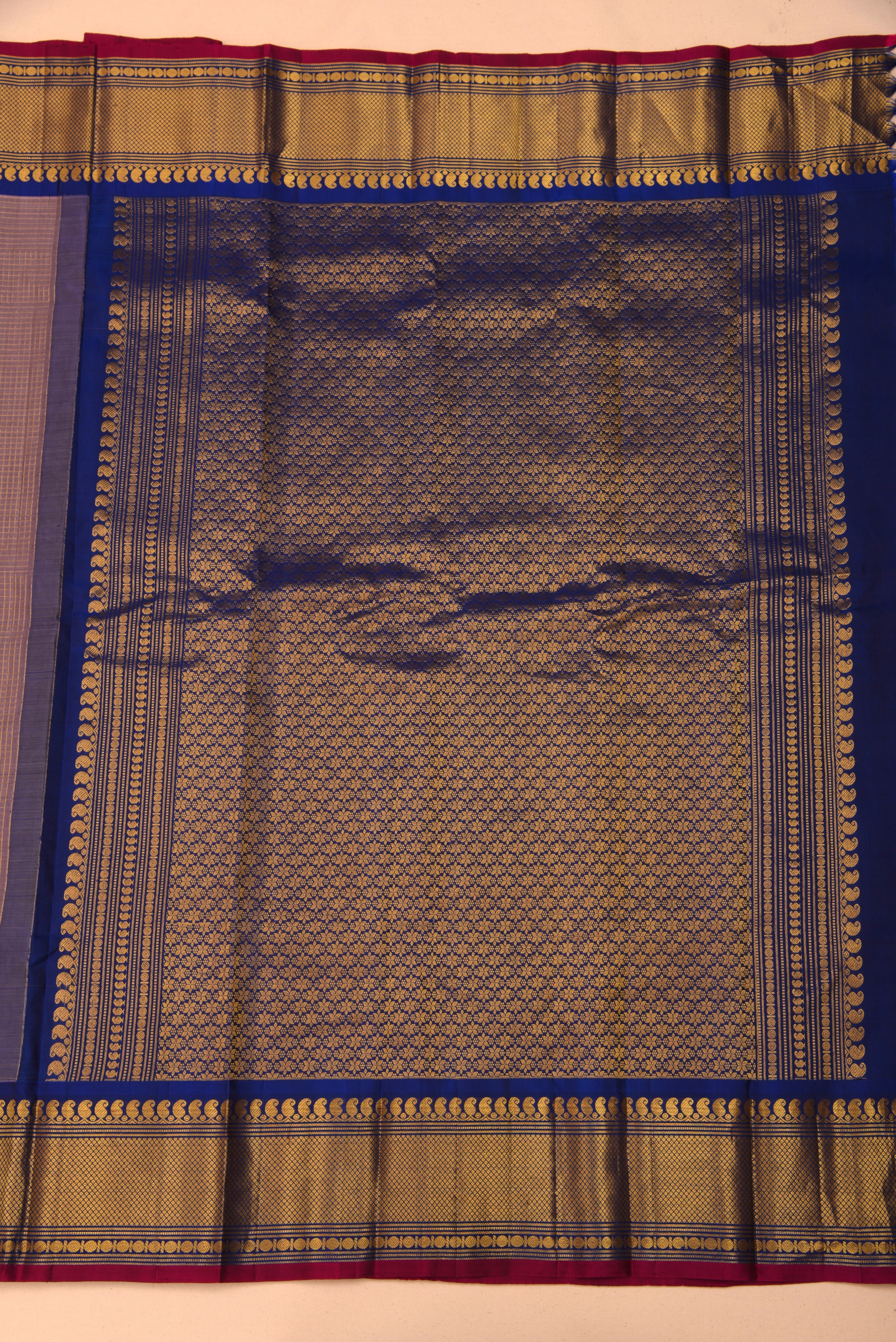 Kuttu Gadwal Pure Silk Handloom Saree