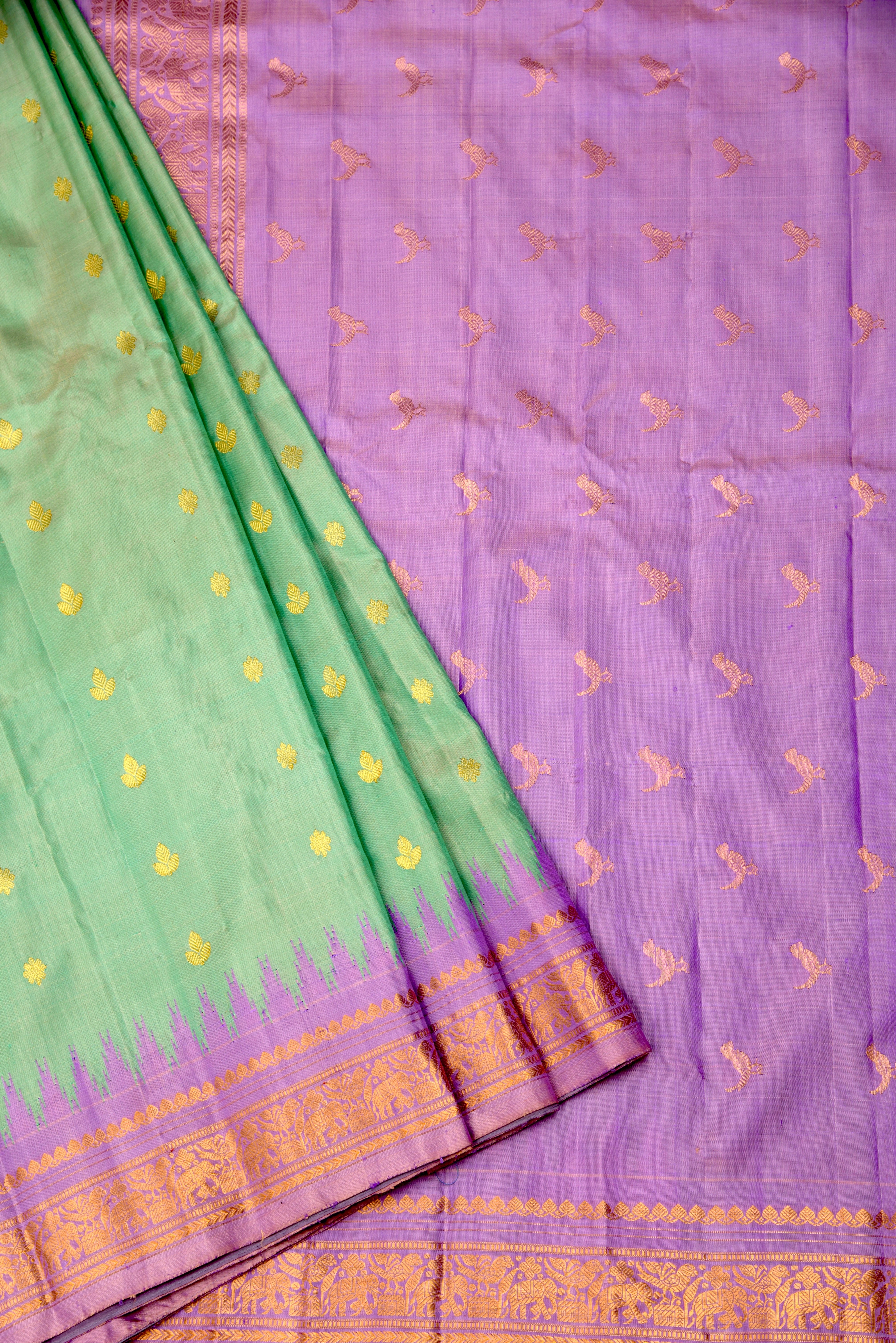 Kuttu Gadwal Pure Silk Handloom Saree