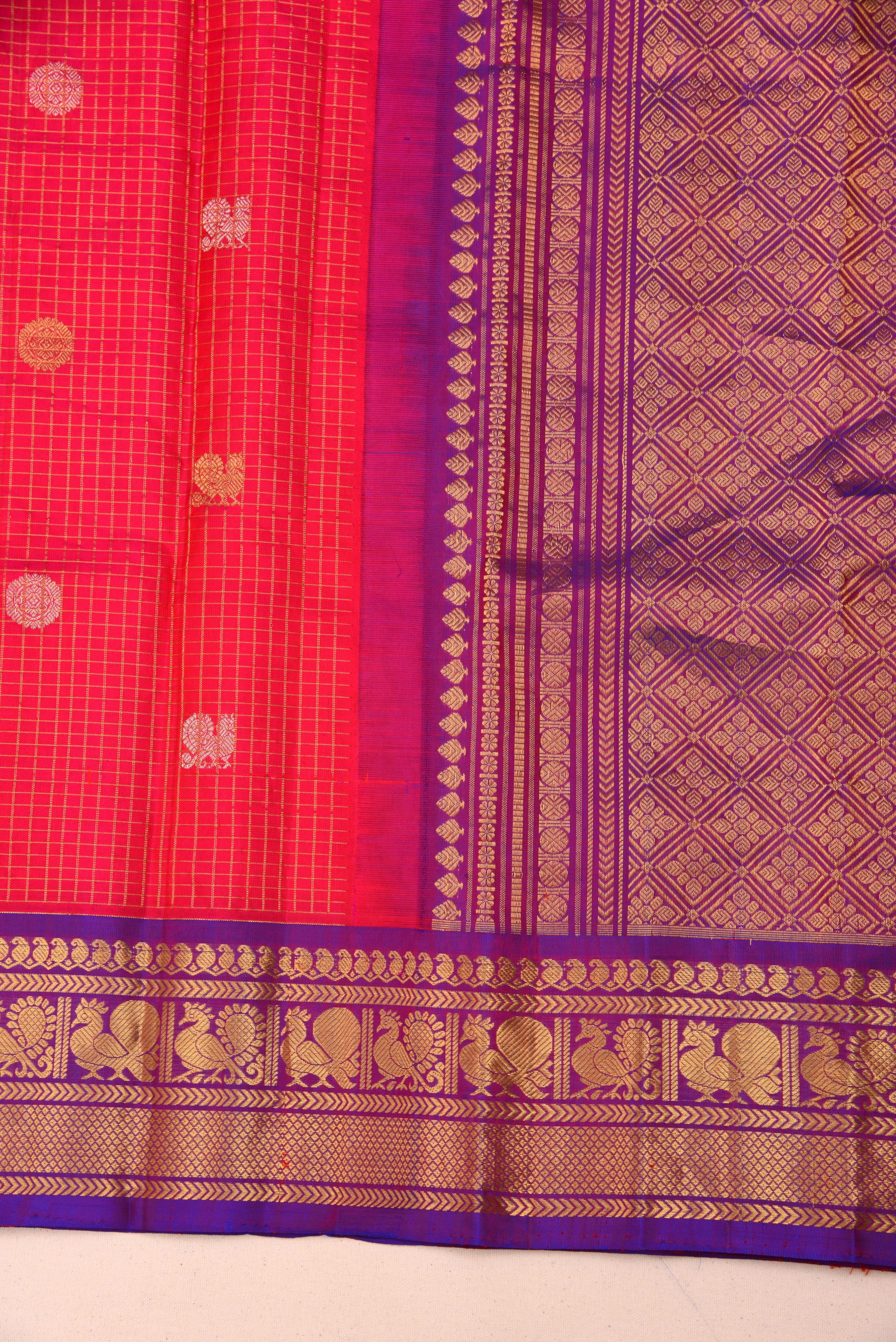 Kuttu Gadwal Pure Silk Handloom Saree