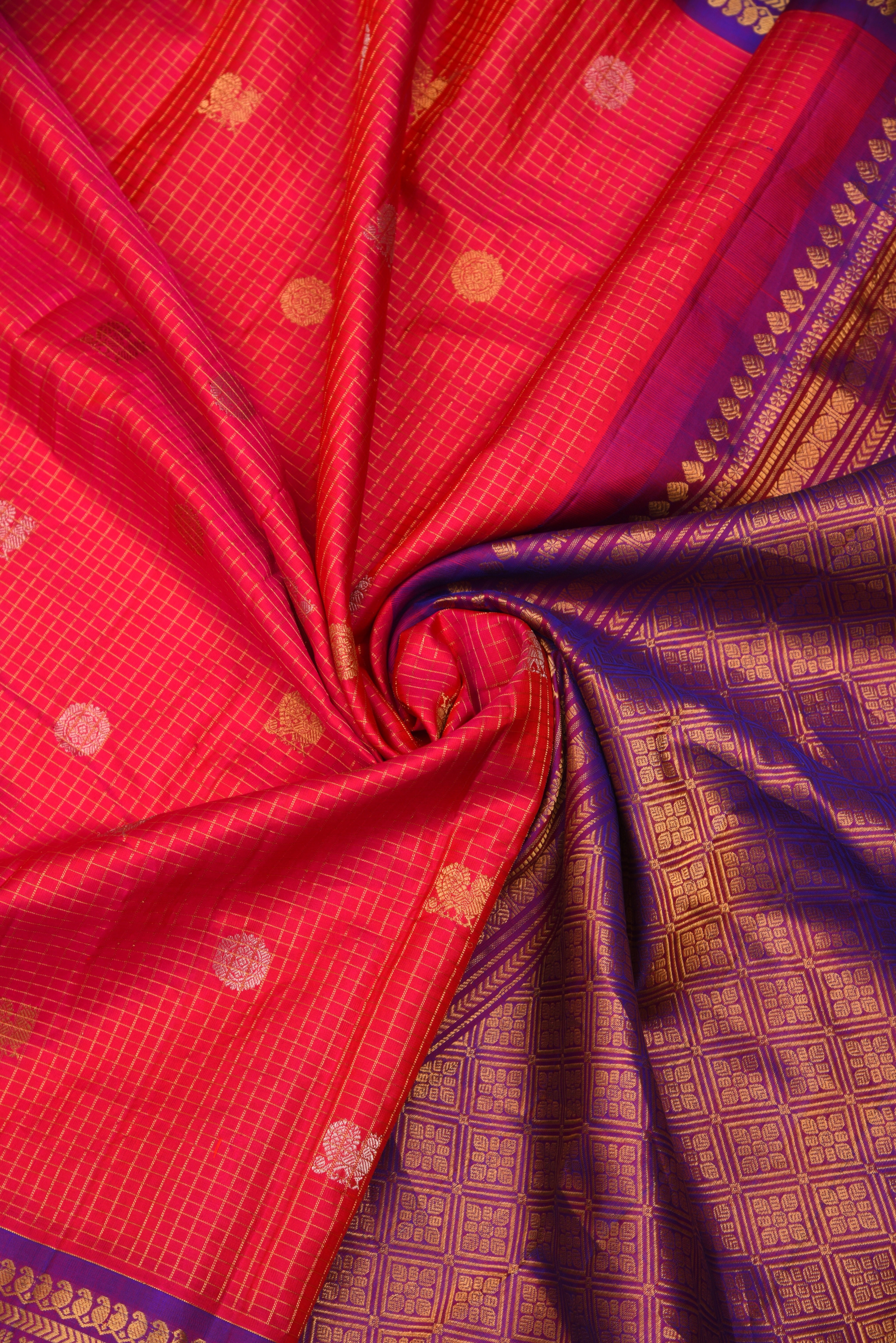 Kuttu Gadwal Pure Silk Handloom Saree