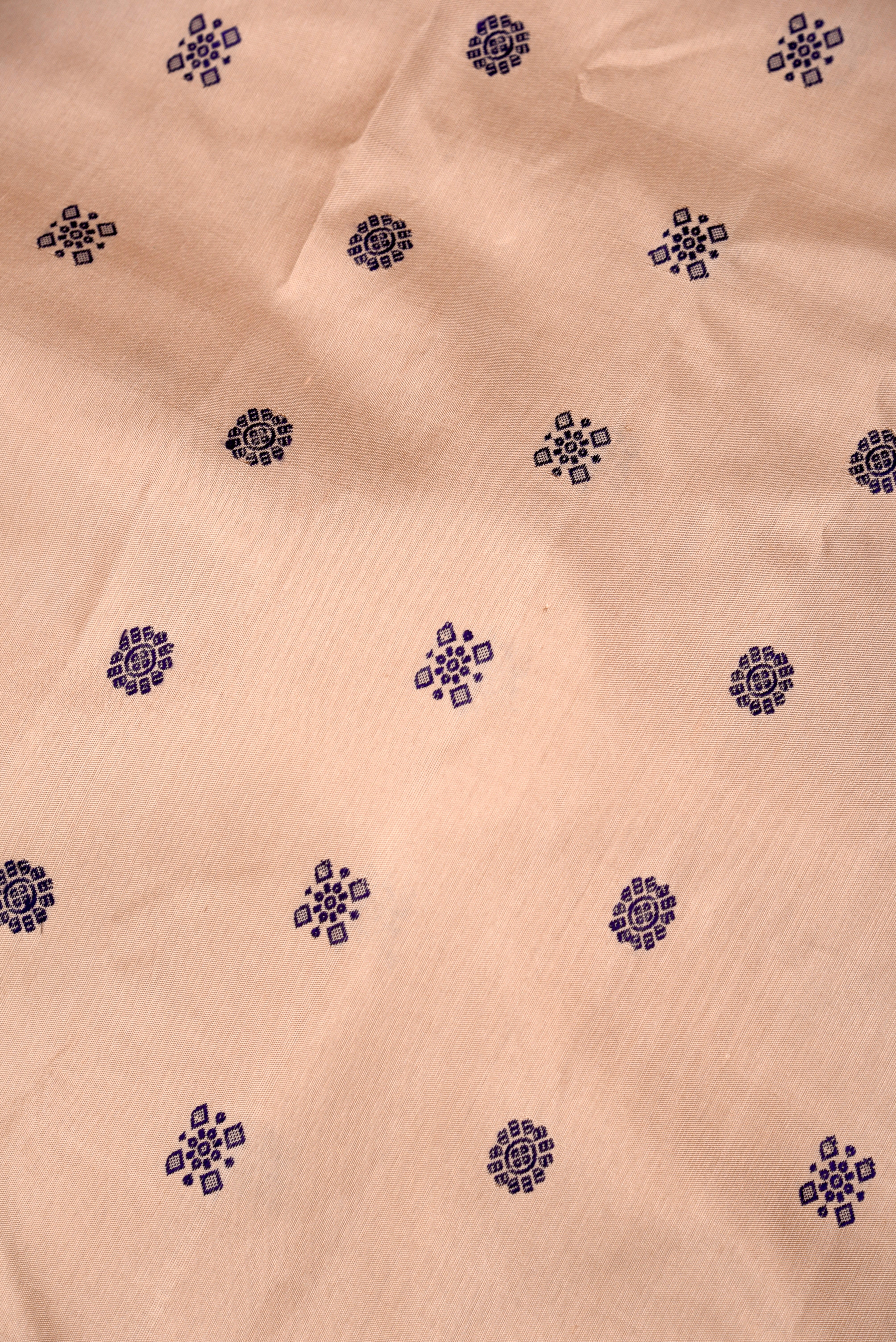 Kuttu Gadwal Pure Silk Handloom Saree