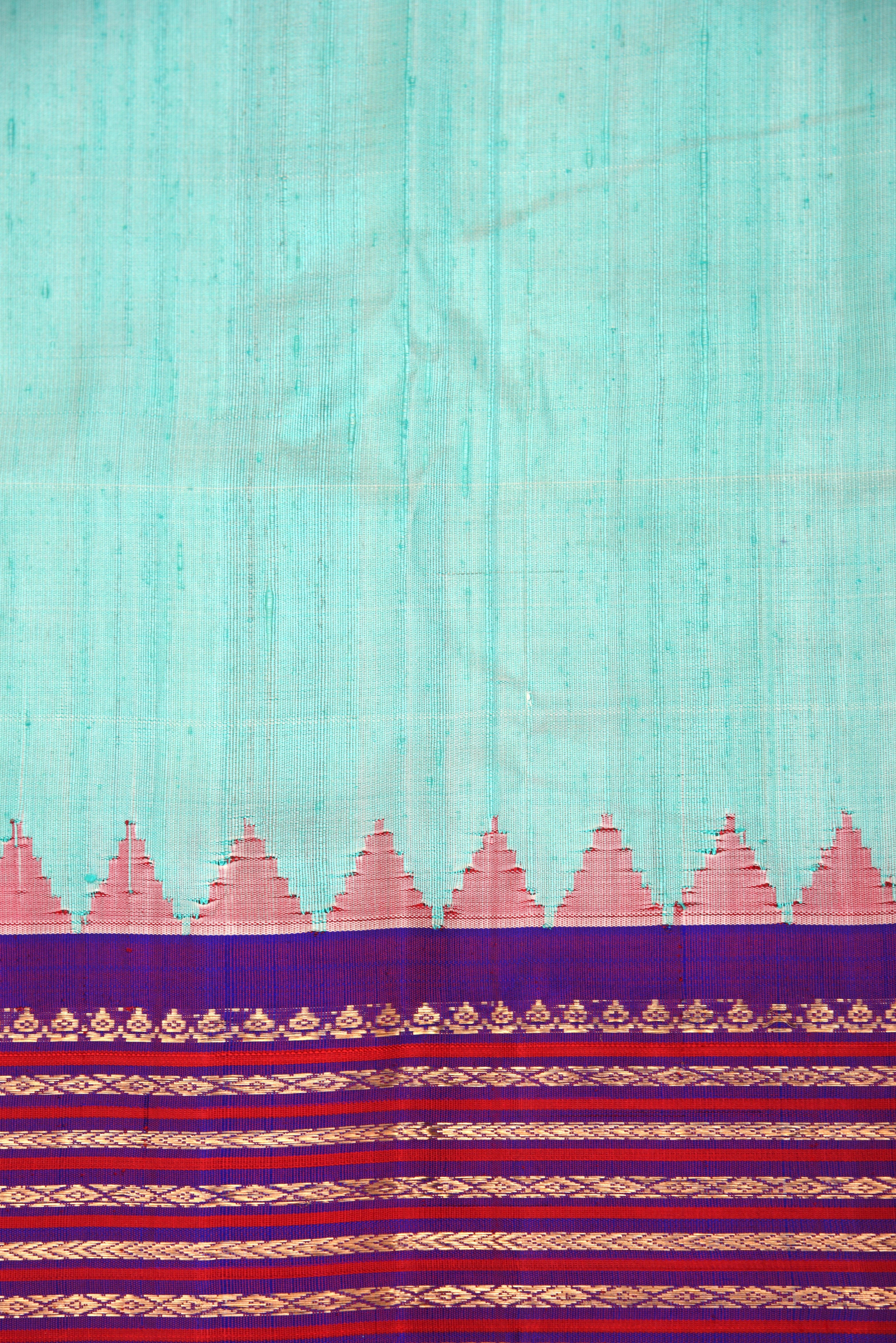 Kuttu Gadwal Silk Handloom Saree
