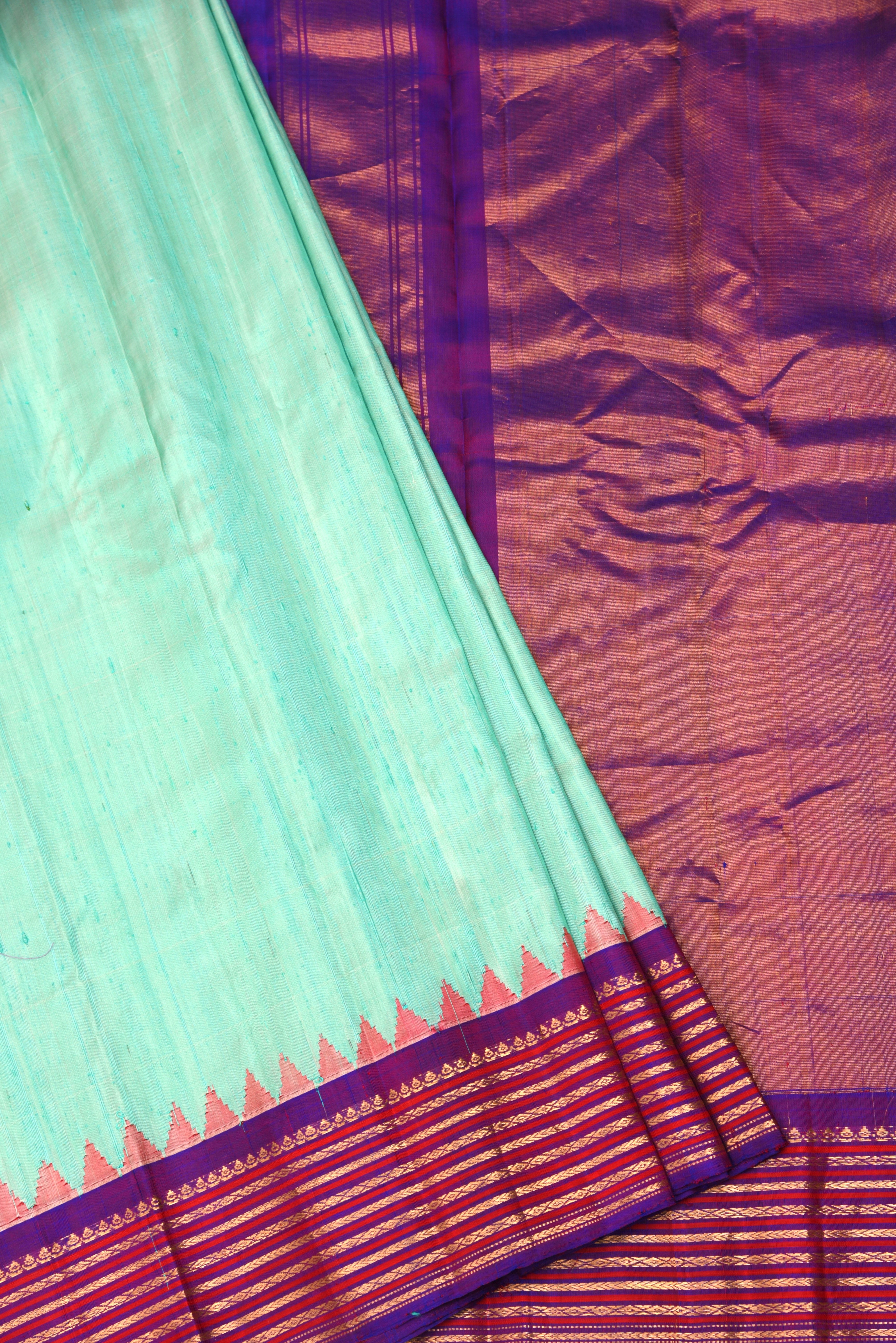 Kuttu Gadwal Silk Handloom Saree