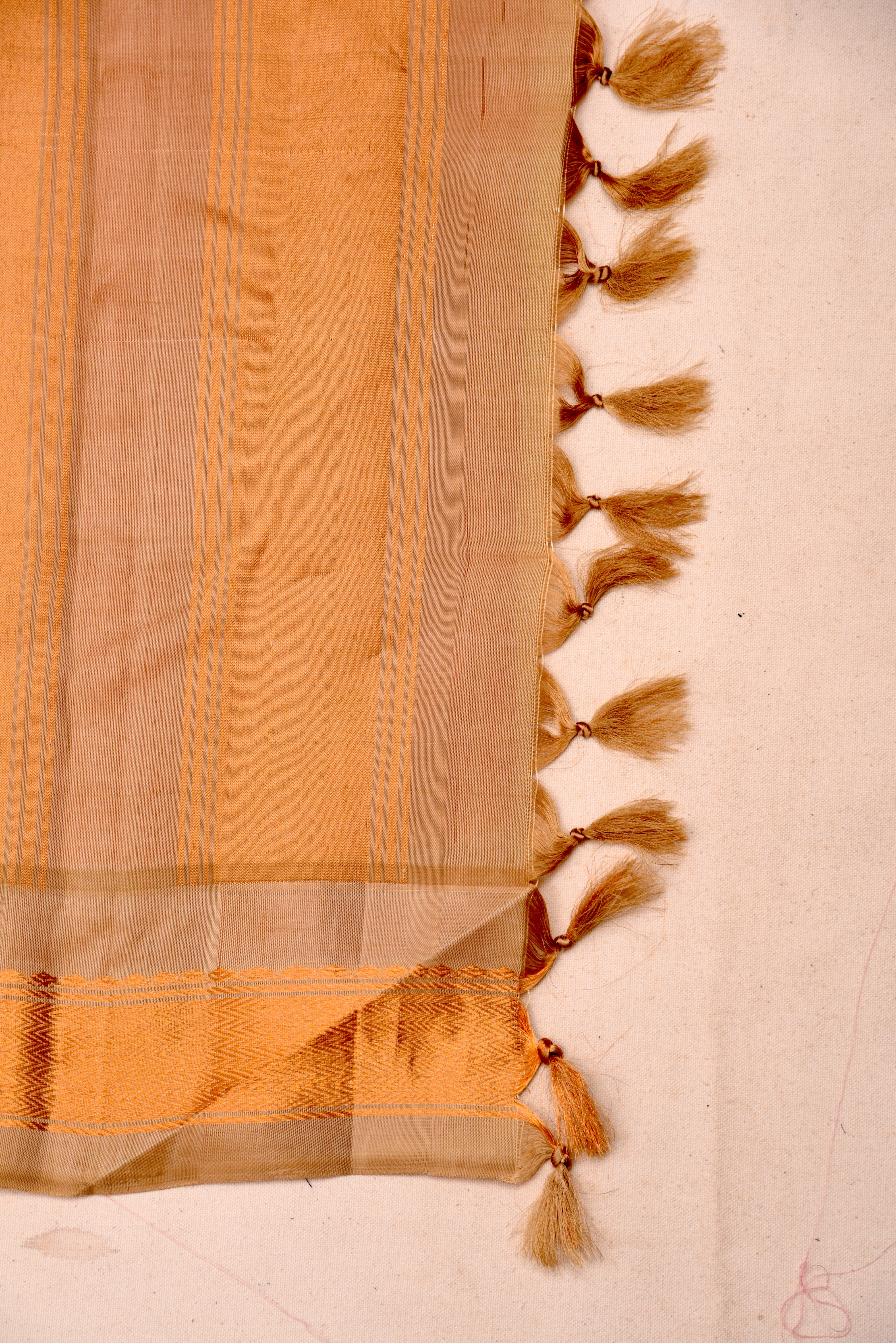 Kuttu Gadwal Silk Handloom Saree
