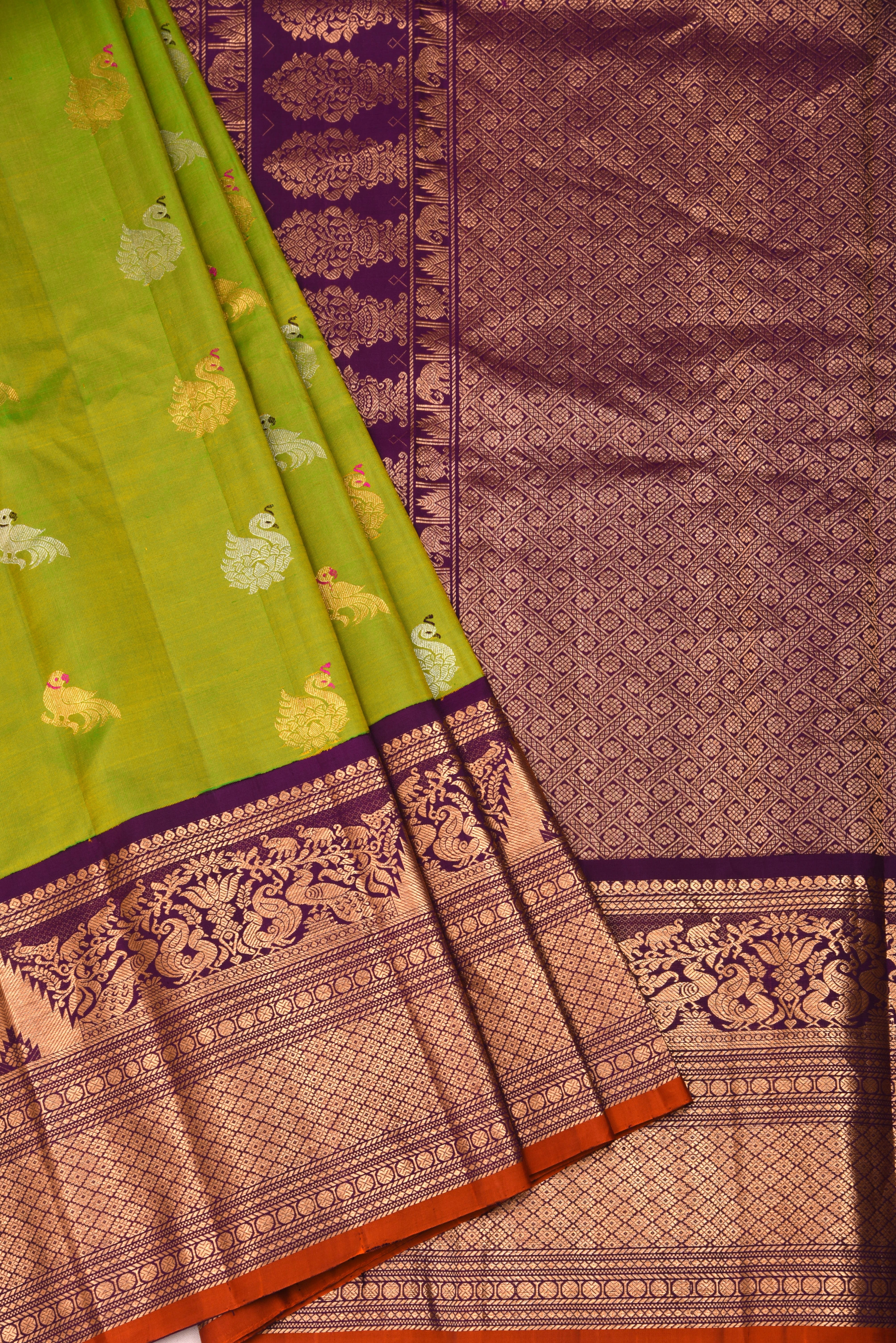Kuttu Gadwal Pure Silk Handloom Saree