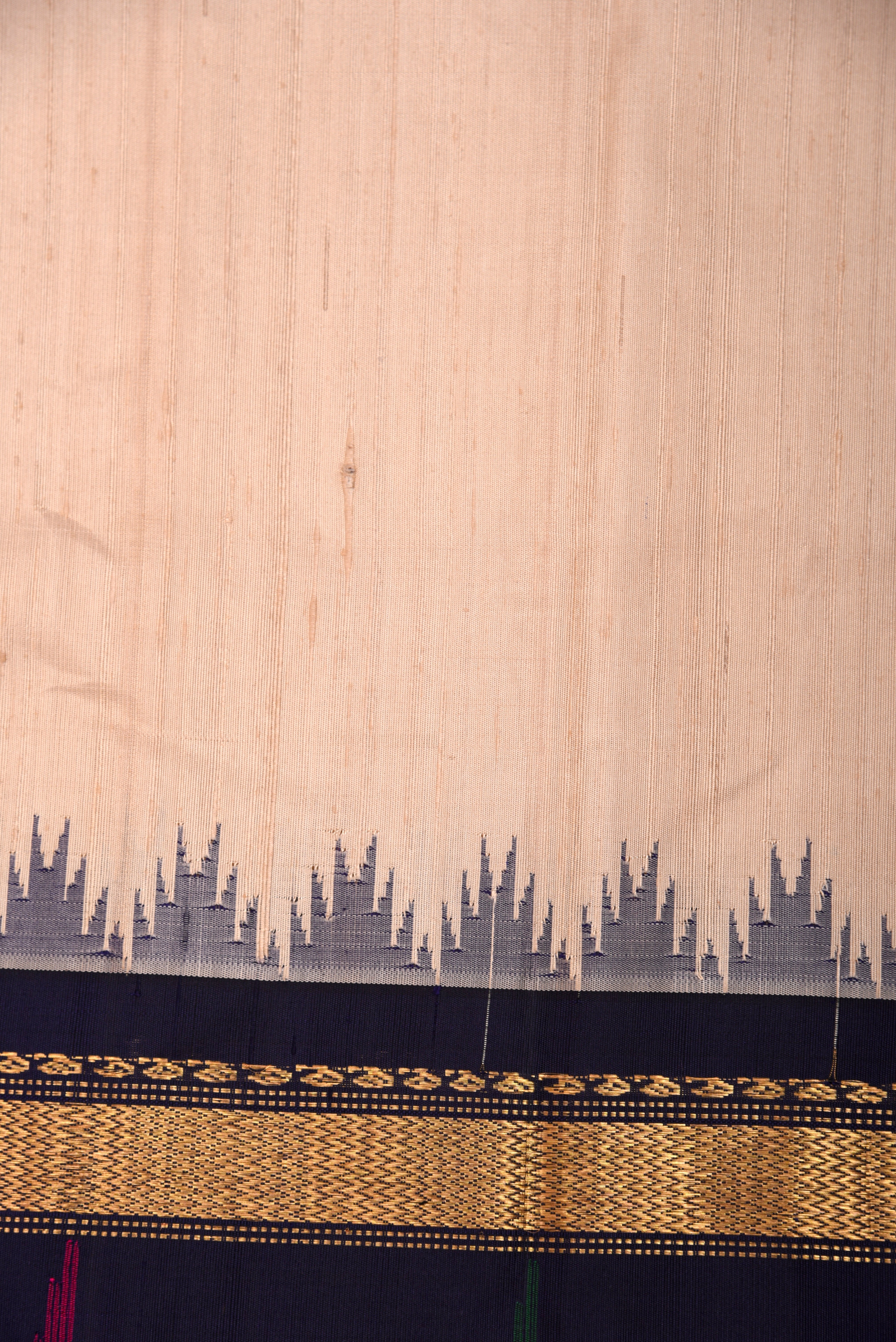 Kuttu Gadwal Silk Handloom Saree