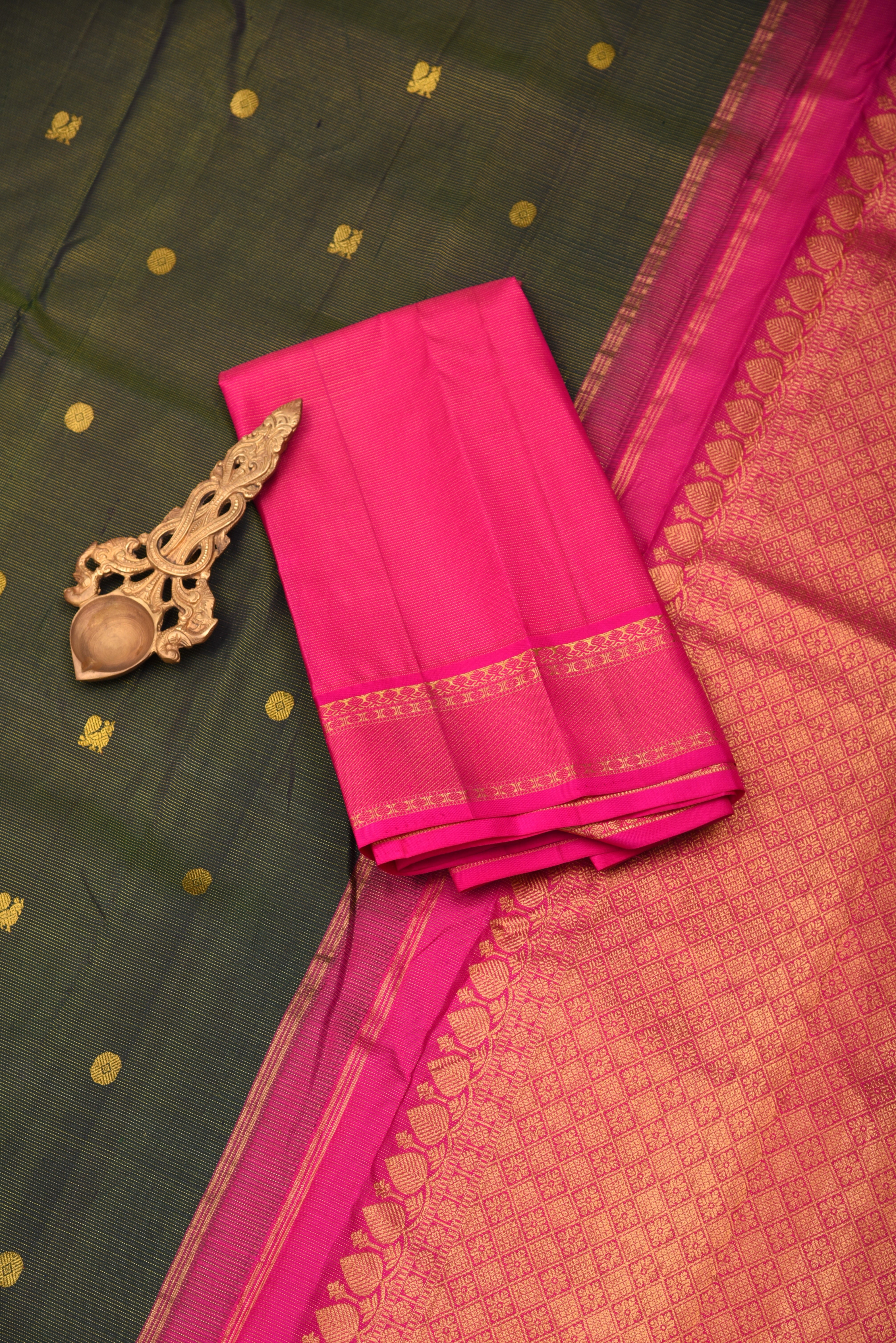 Kanjeevaram Handloom Pure Silk Saree