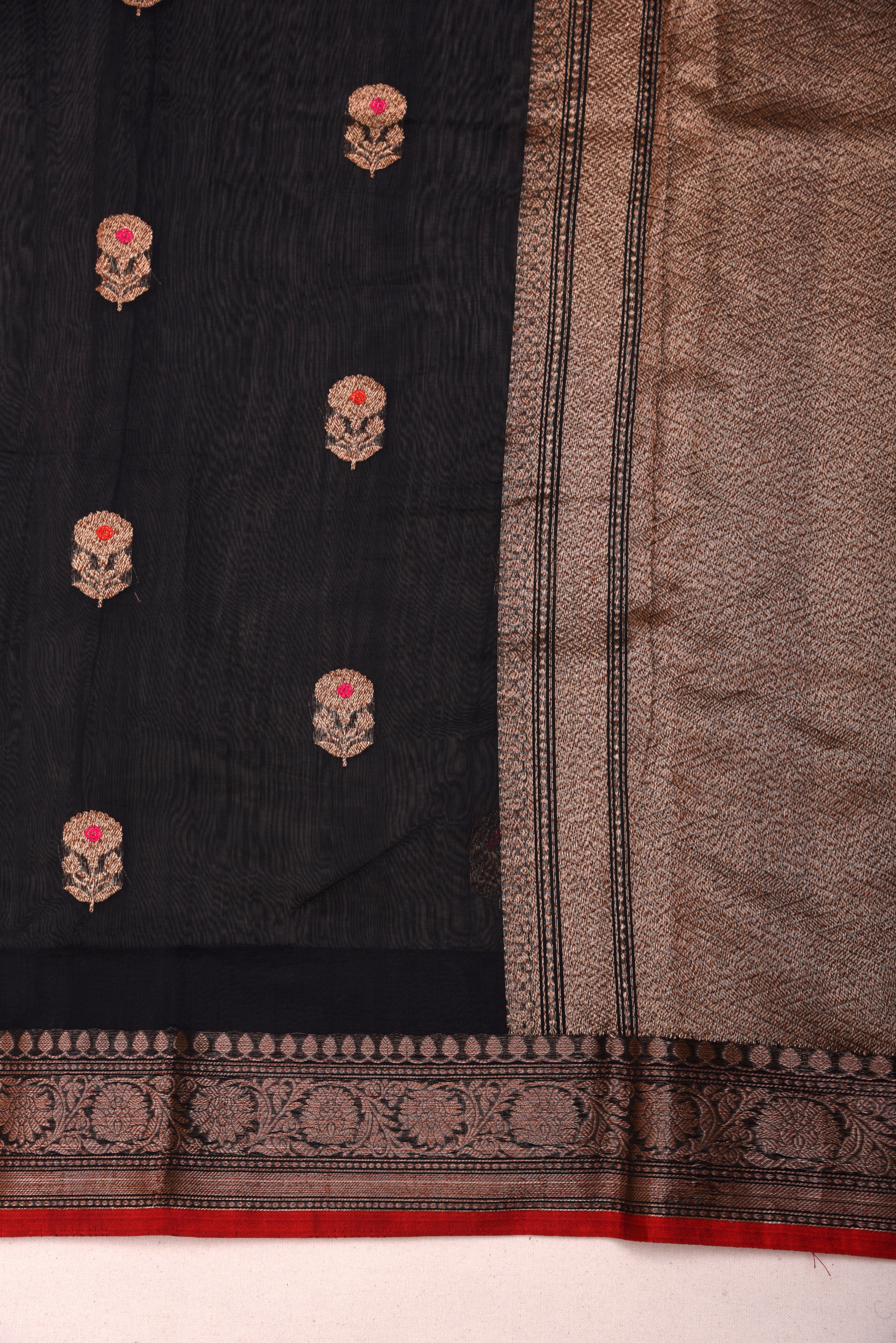 Chanderi Cotton Silk Saree with weaving