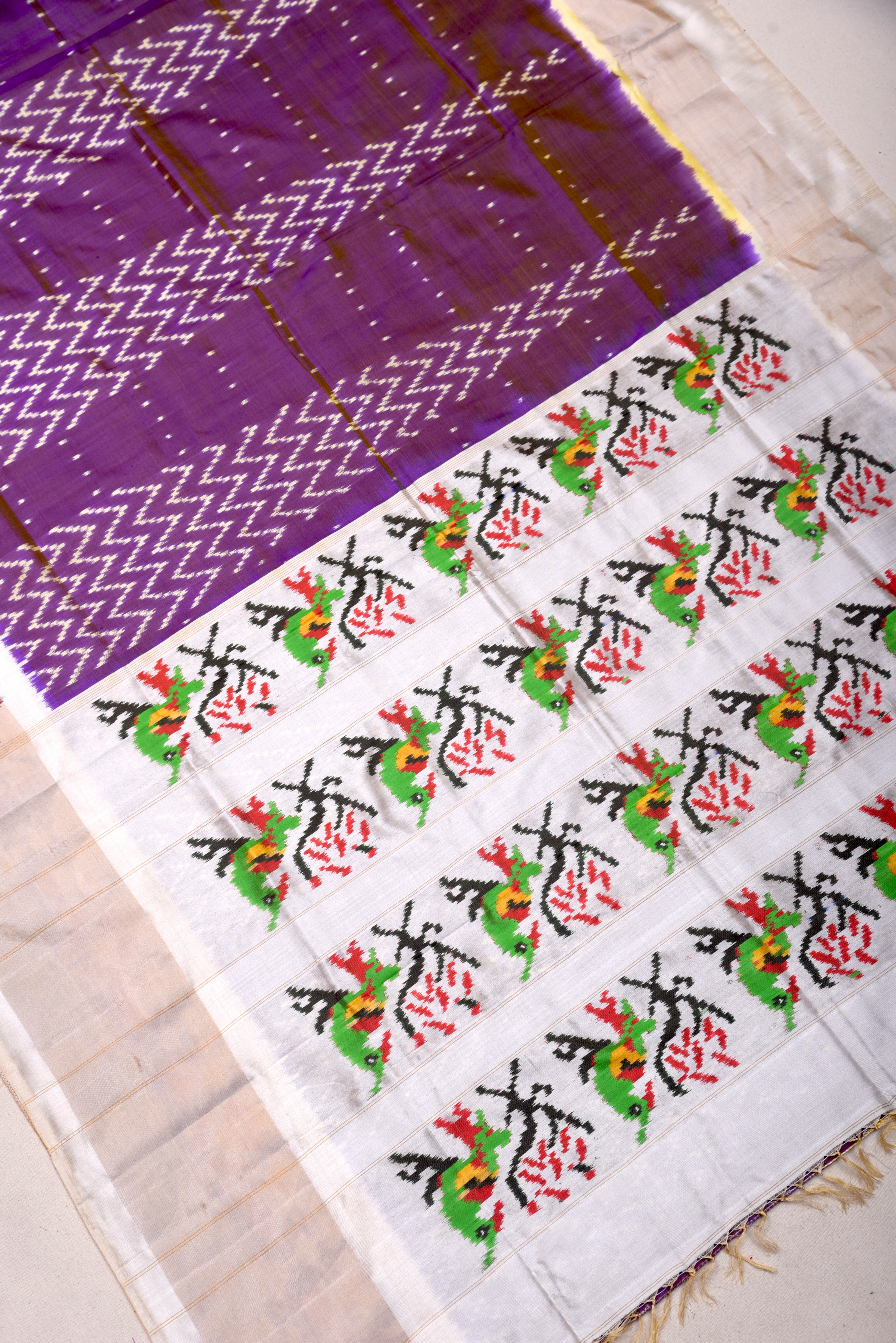 Pochumpalli Ikkat Pure Silk Handloom Saree