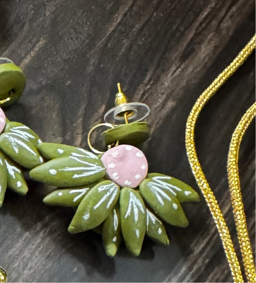 Terracotta Handmade Jewelery - Sitar