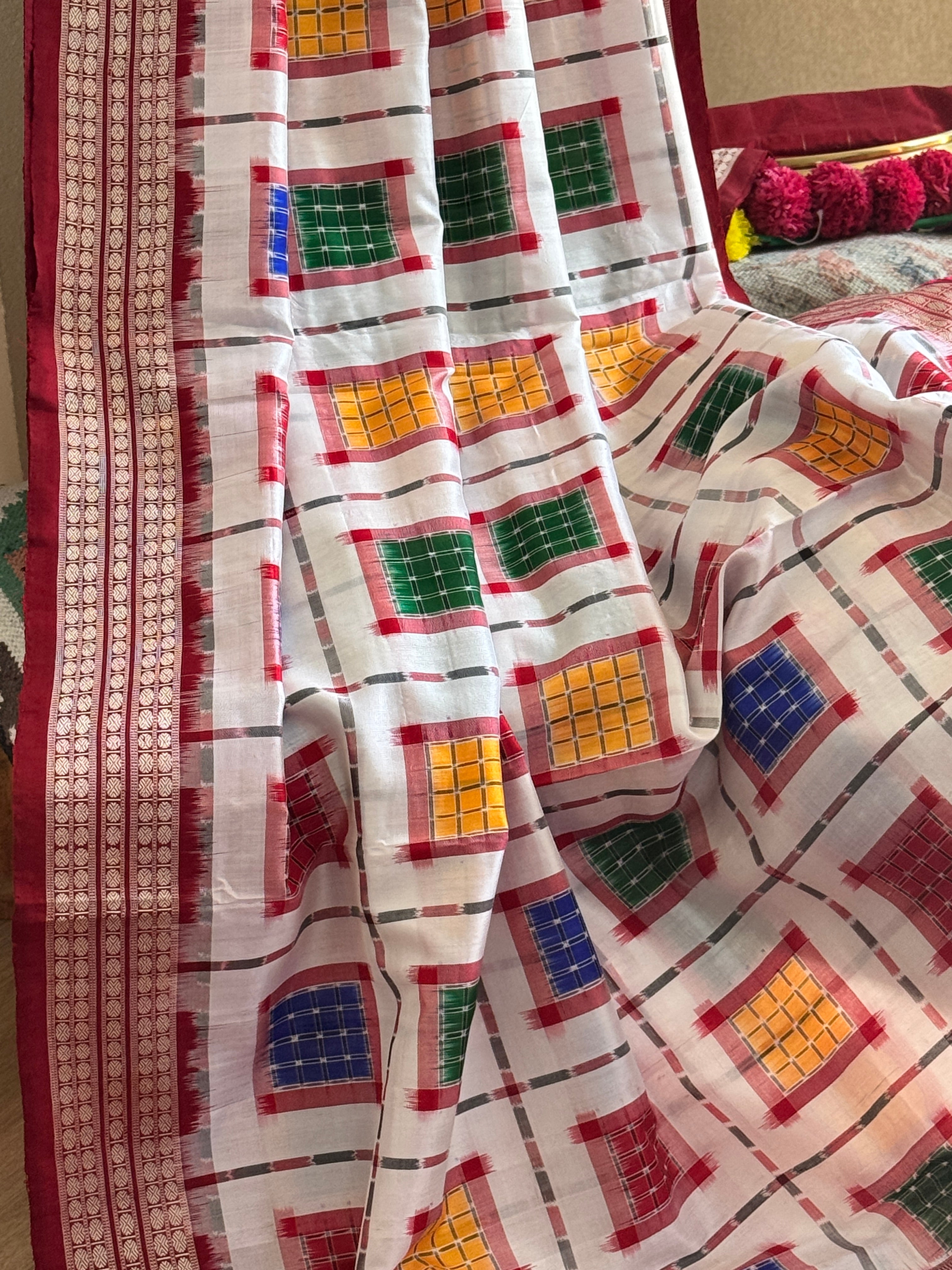 Sambalpuri Double Ikkat Ashwini silk handloom saree color - white