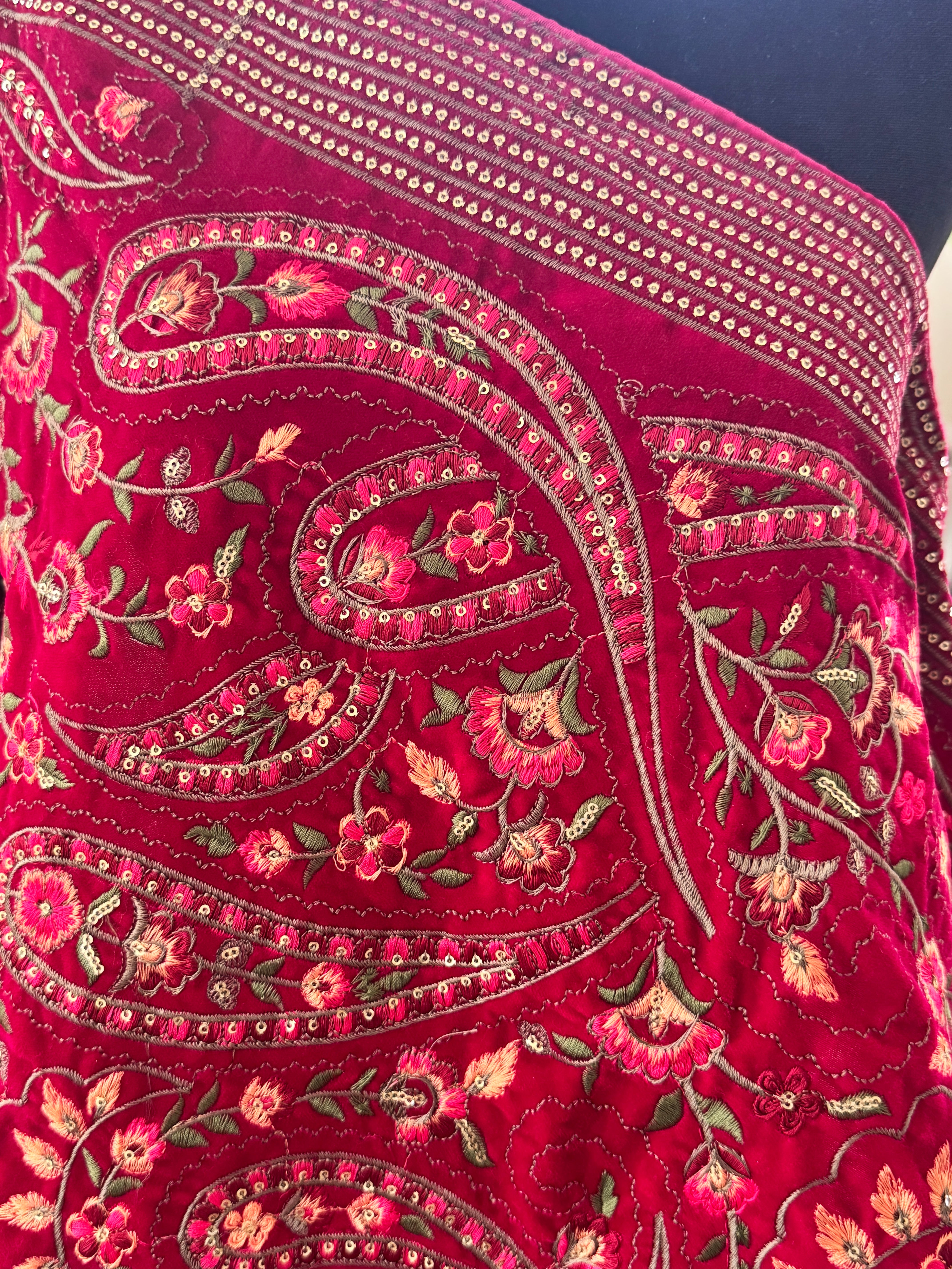 Velvet Kashmiri dupatta - maroon