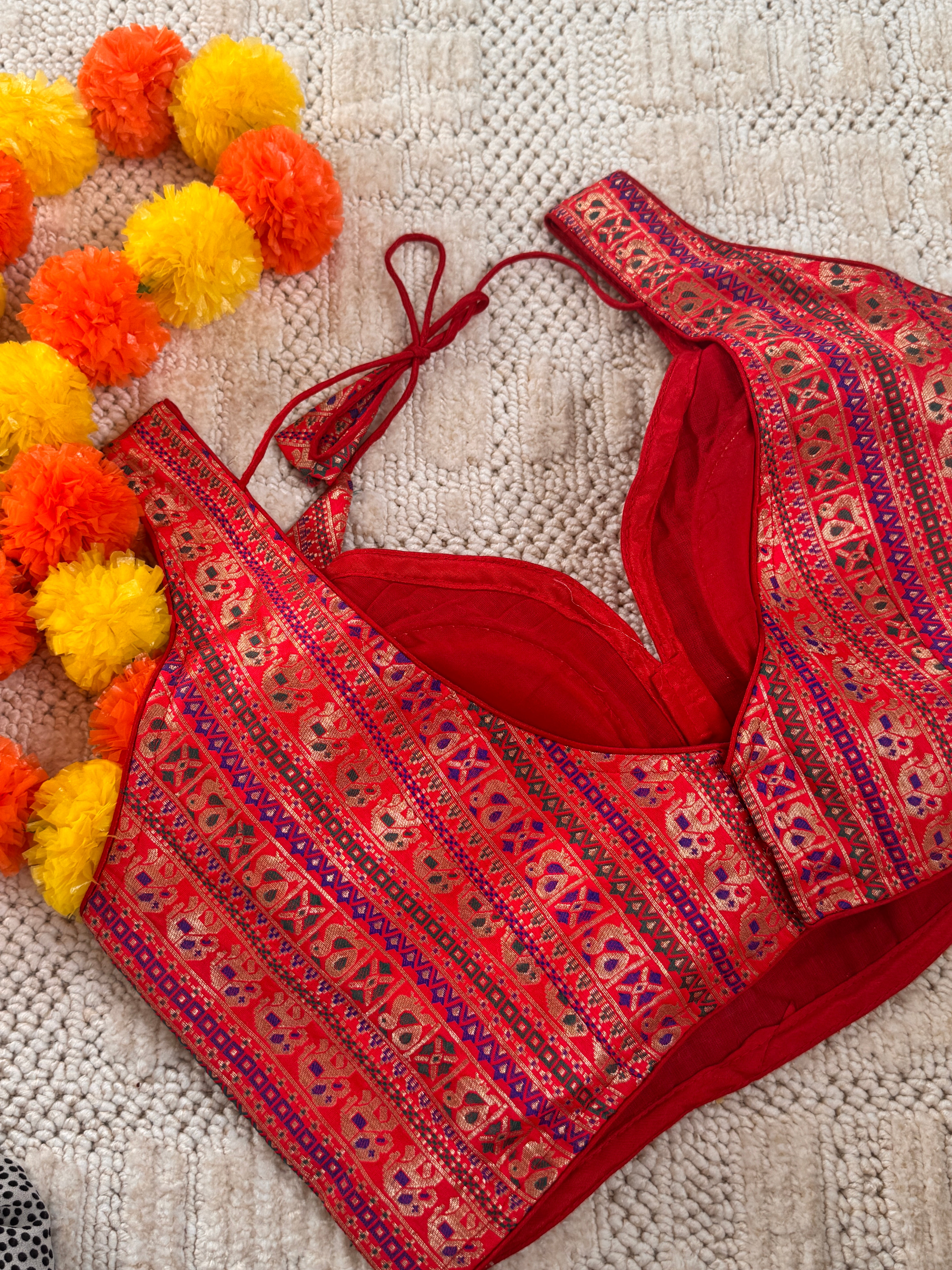 Raw Silk Banarasi Readymade Sleeveless padded blouse