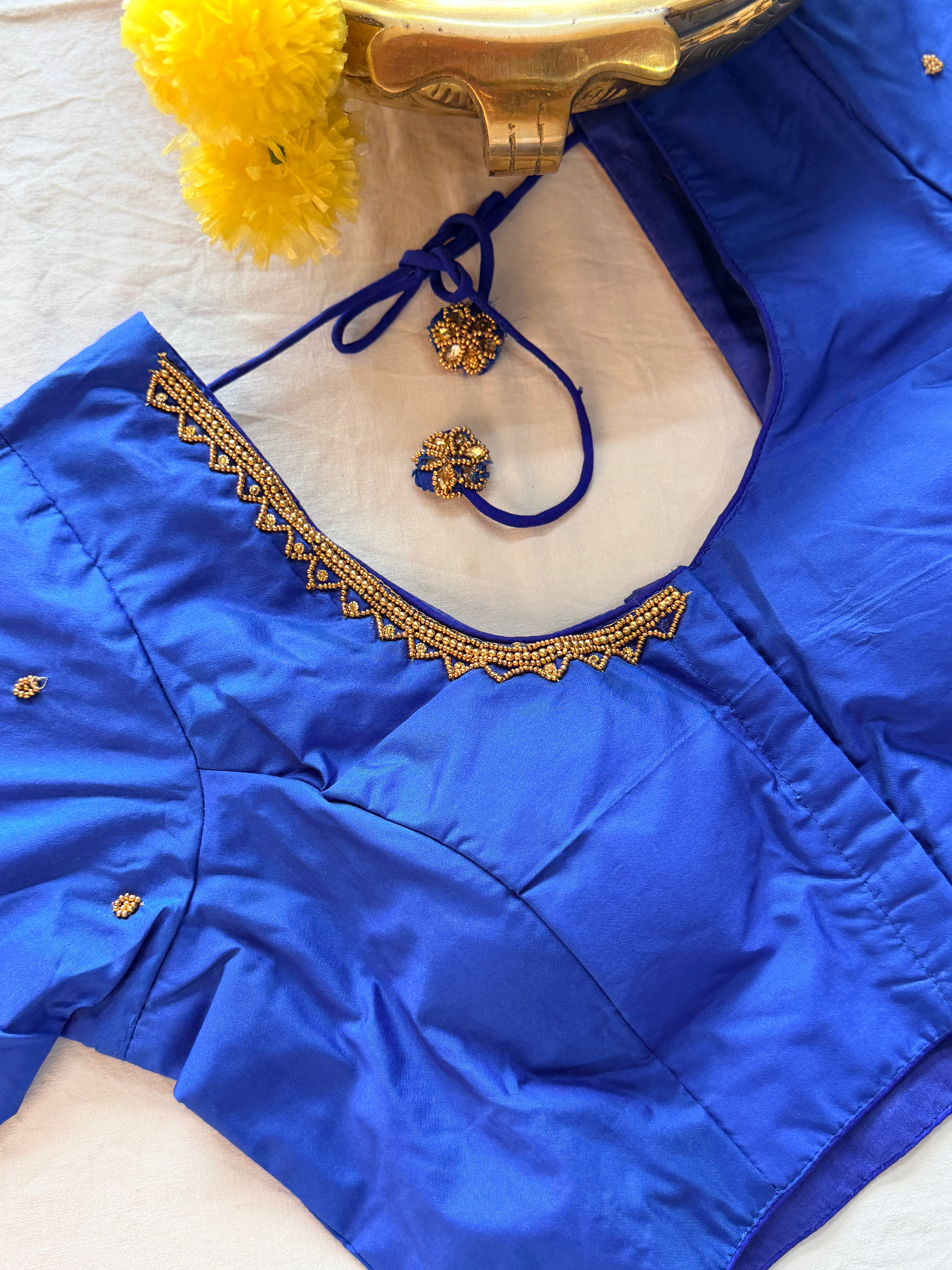 Maggam Work Readymade Padded Blouse front hooks with sleeves