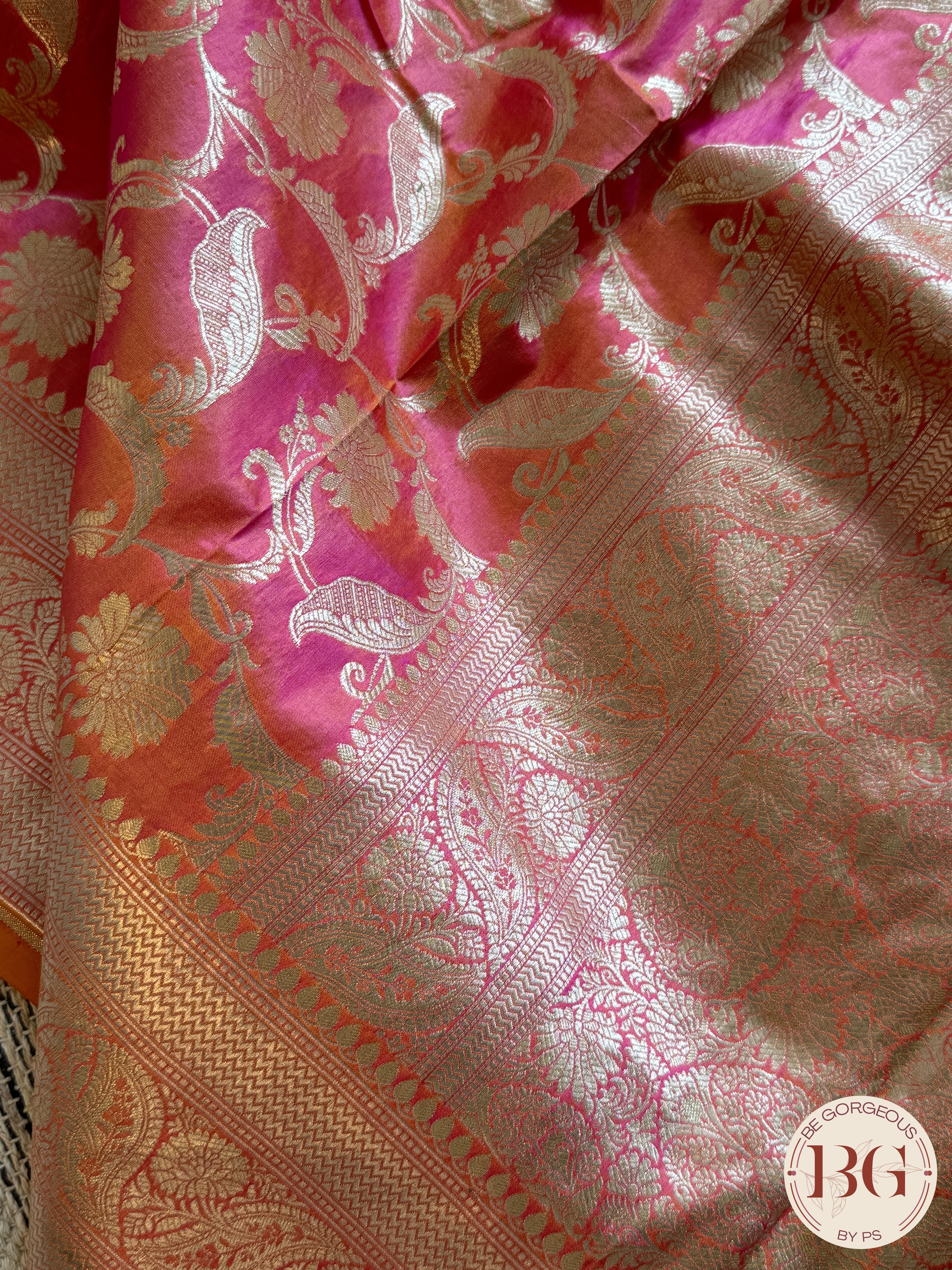 Pure Banarasi Handloom Katan Silk Contrast Border Pallu Golden Zari Cutwork Weaving Saree - Pink Orange
Silkmark certfiied
