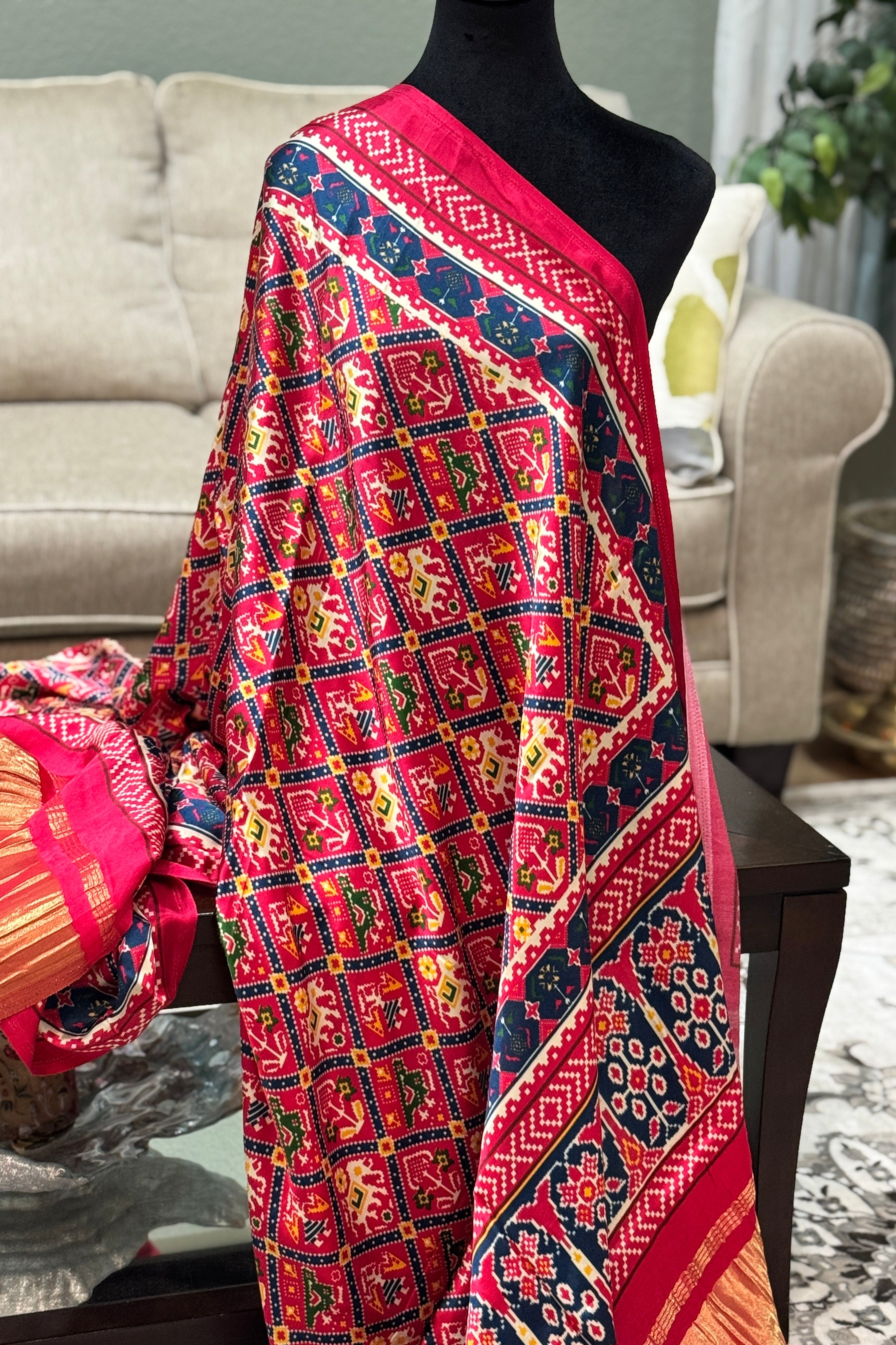 Gajji Silk dupatta - blue