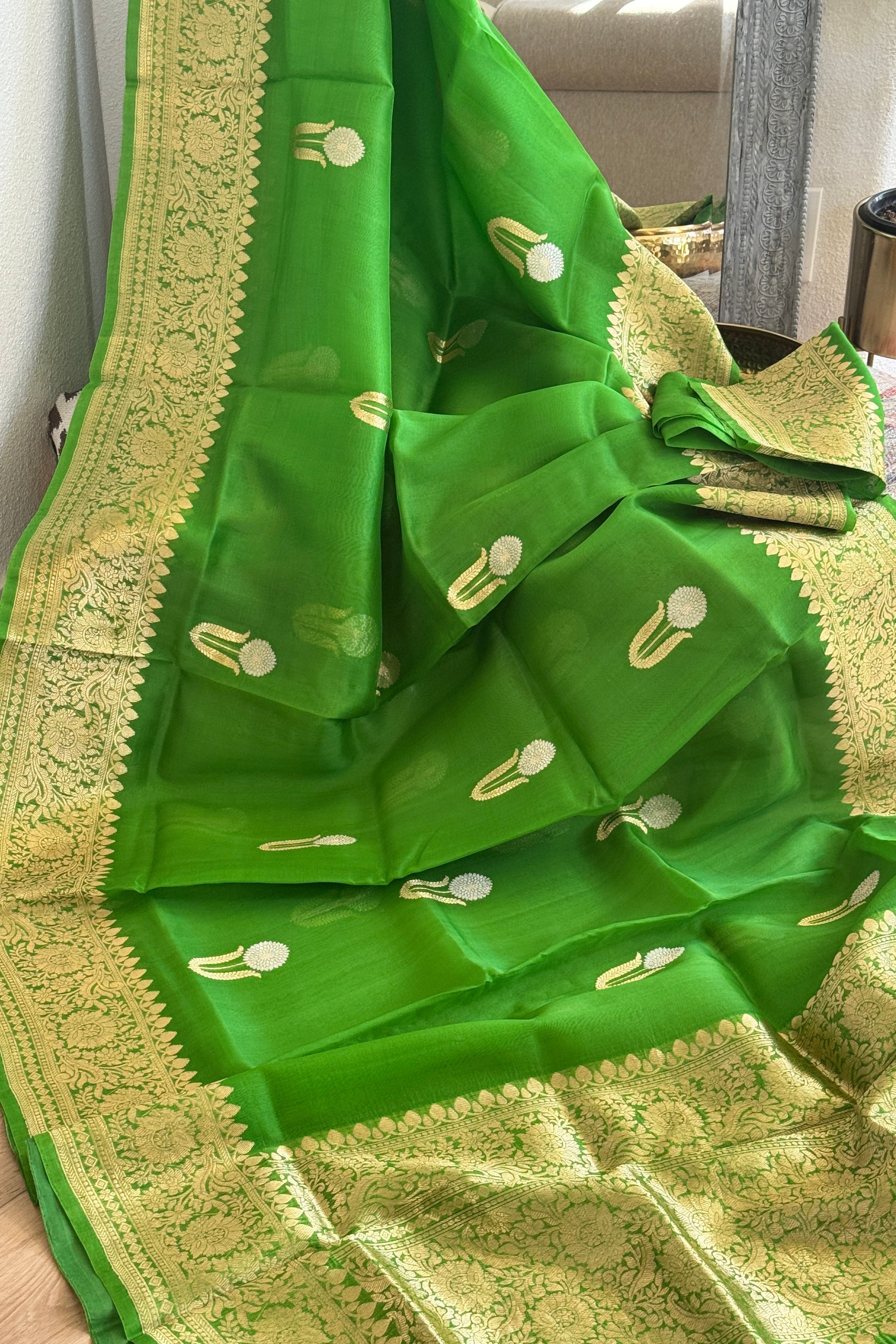 Banarasi Kora Organza Silk Handloom Saree - green