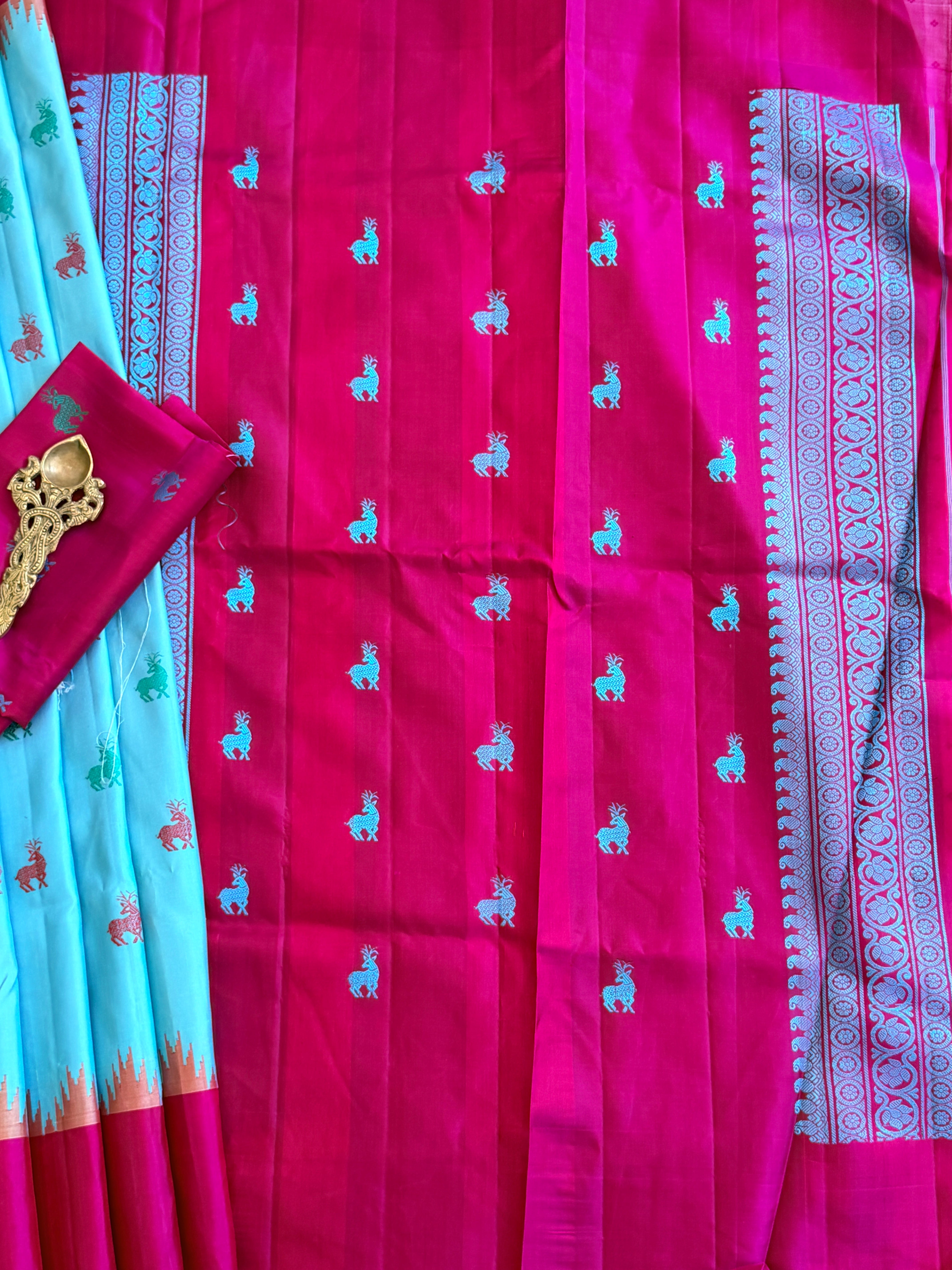 Kuttu Gadwal Pure Silk Handloom Saree