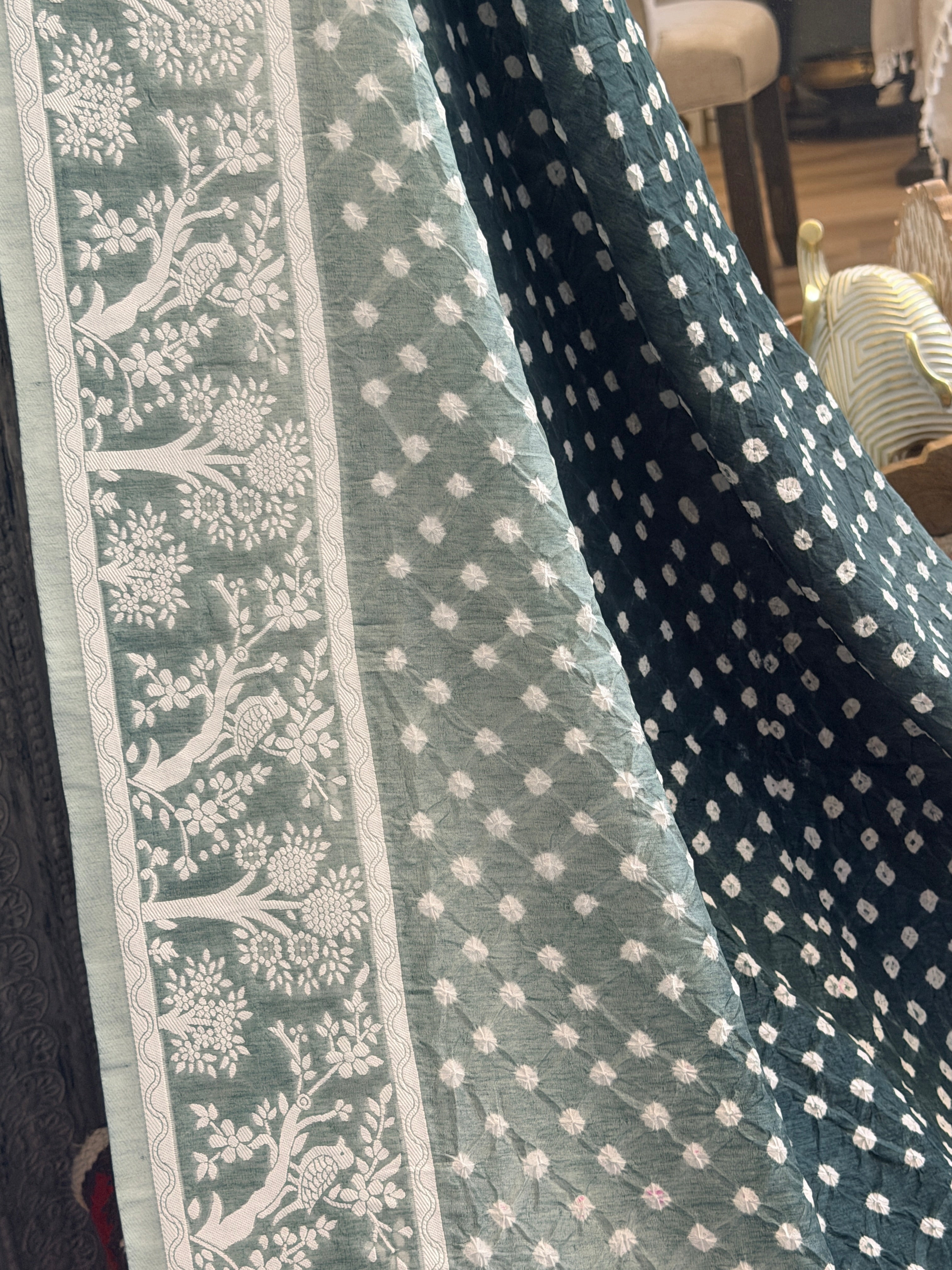 Bandhani Saree With Bird Motif