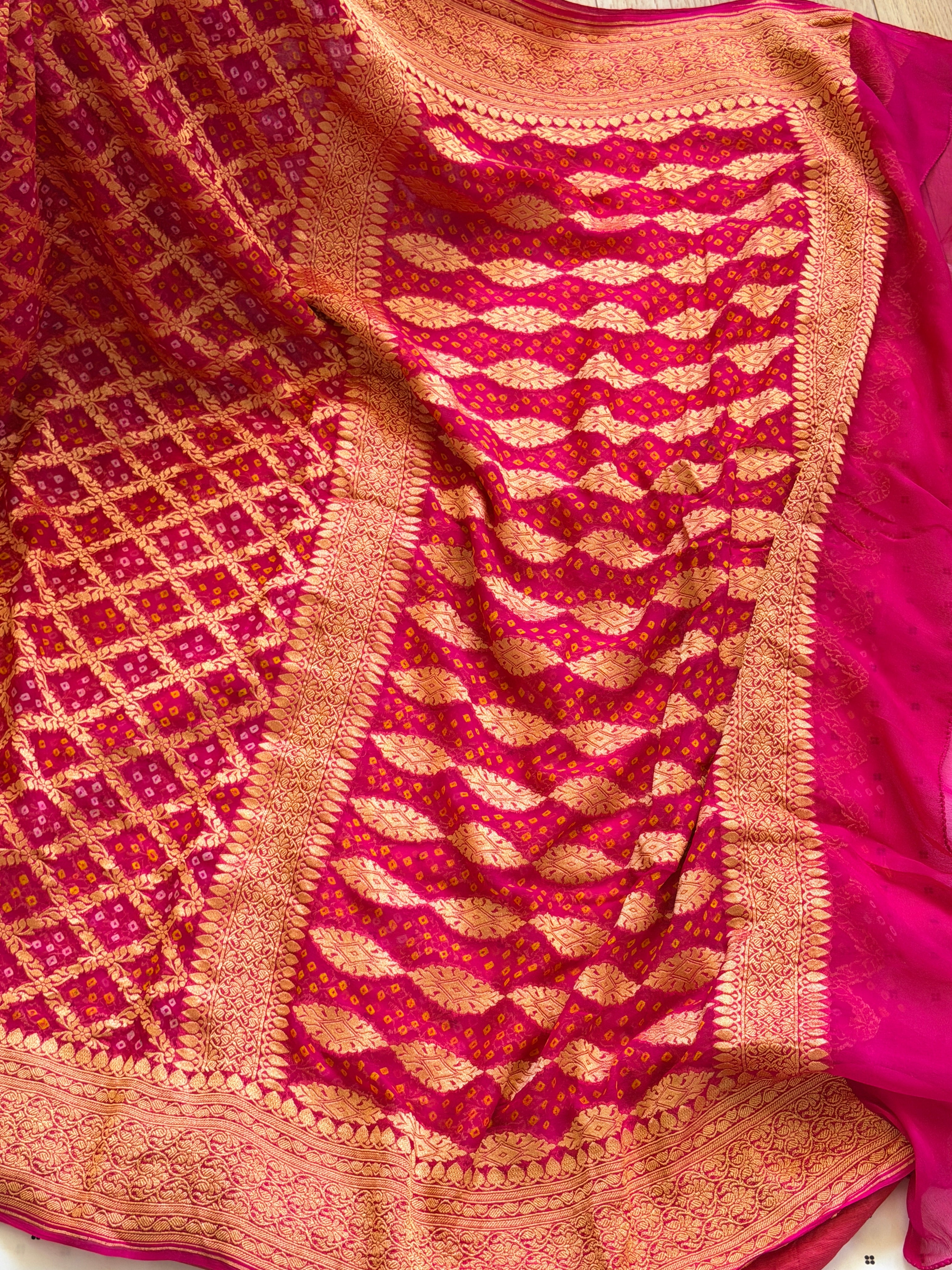 Banarasi Bandhani Saree