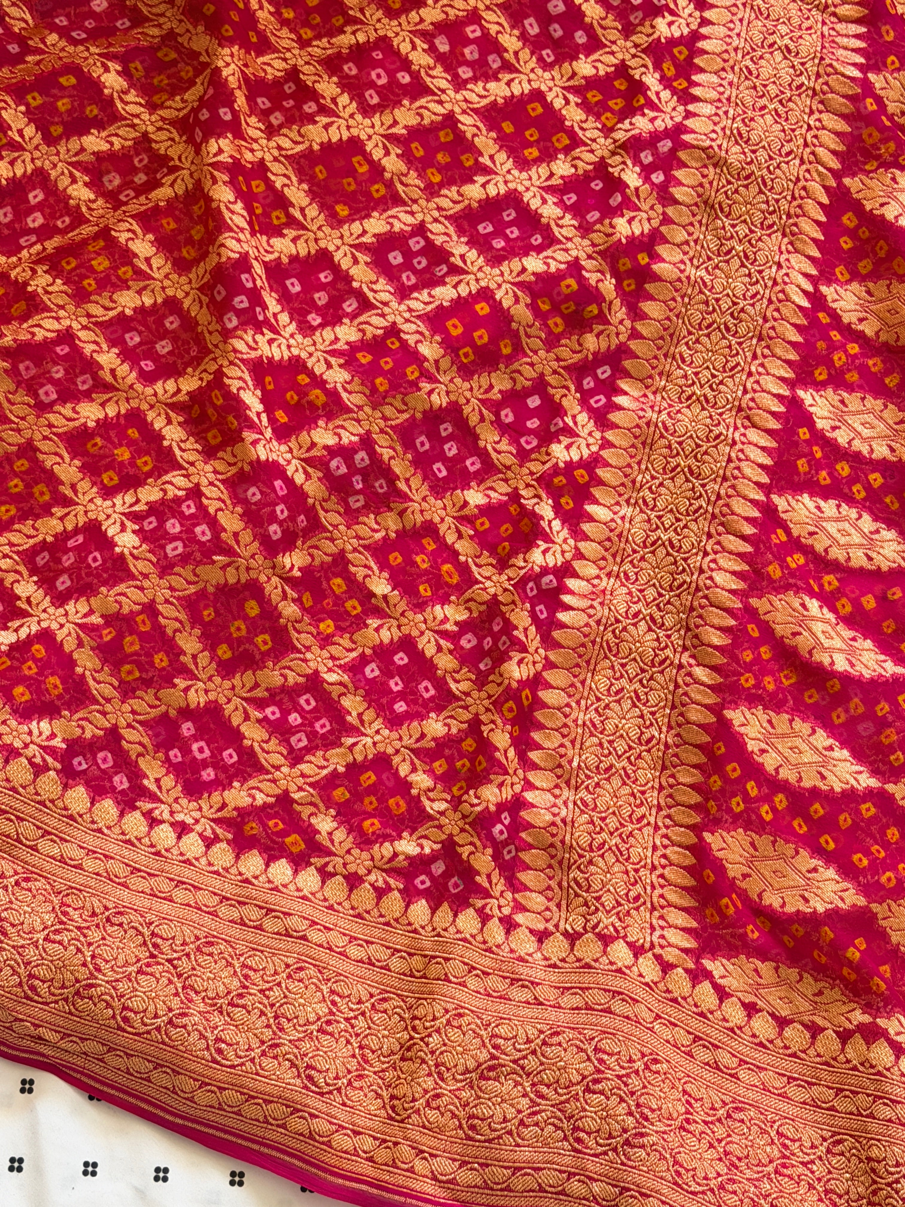 Banarasi Bandhani Saree