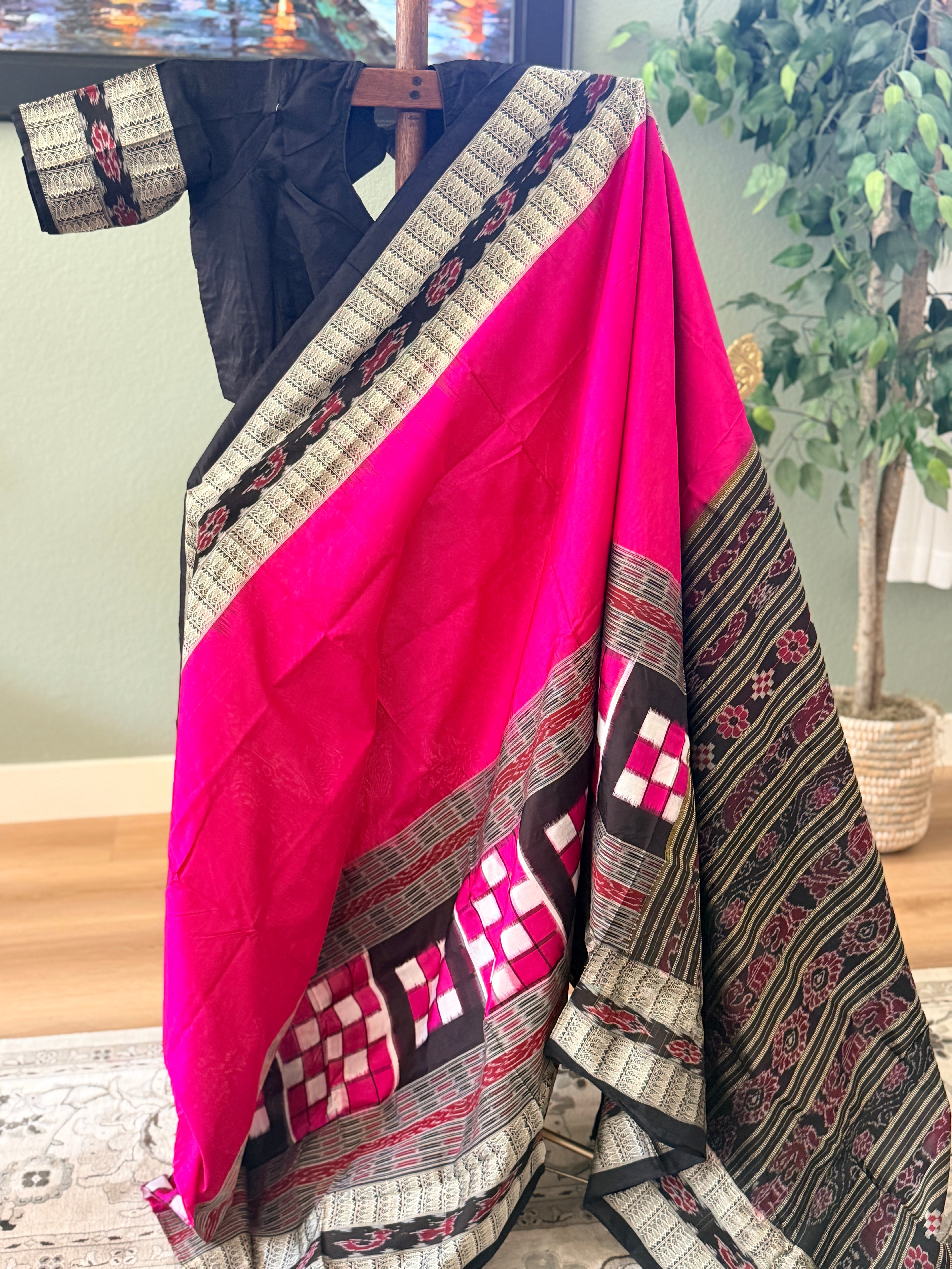 Rani black half bichitrapuri