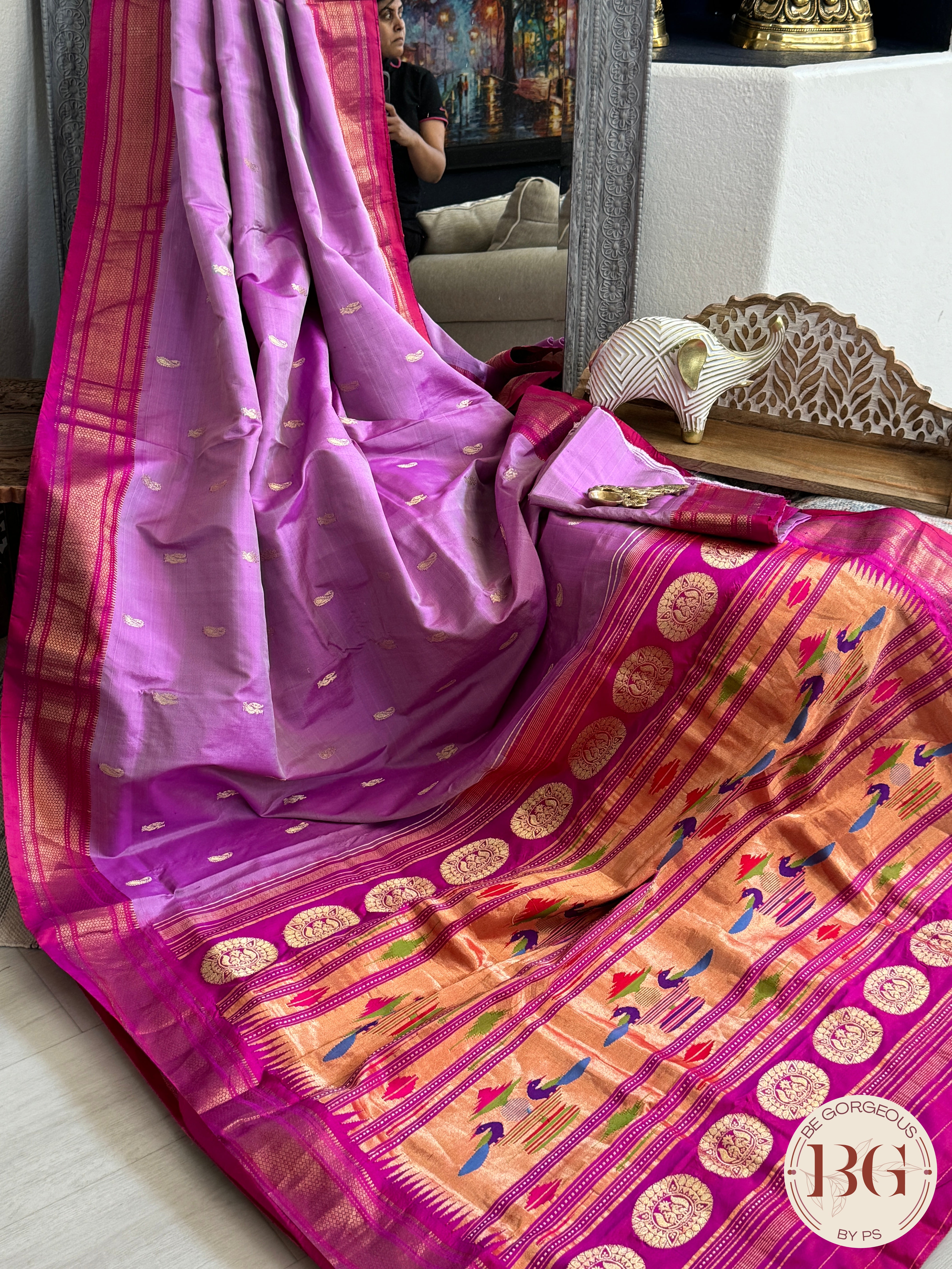 Paithani pure silk handloom maharani paithani - lavendar