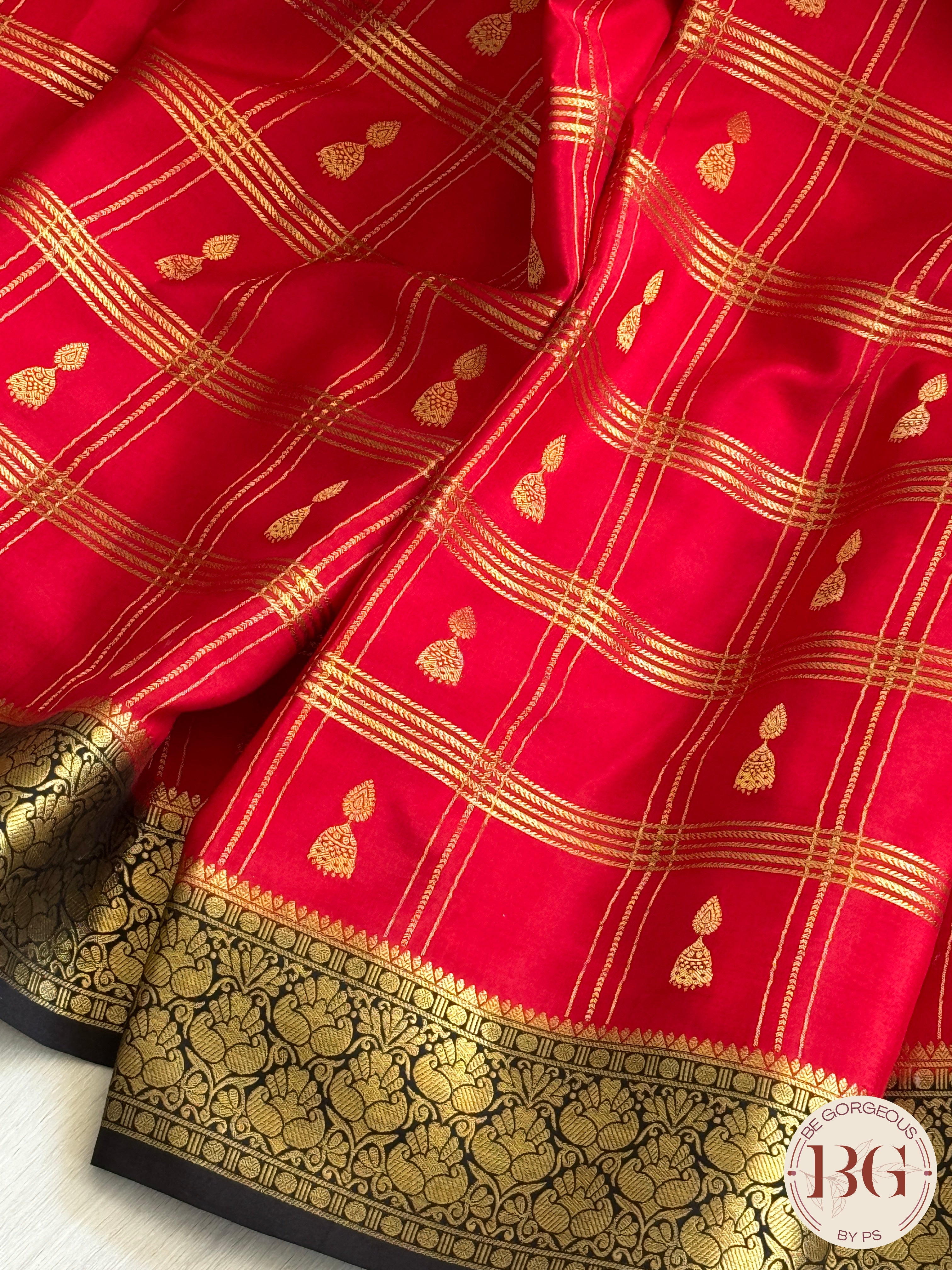 Mysore Pure Silk Handloom Saree - Red Black