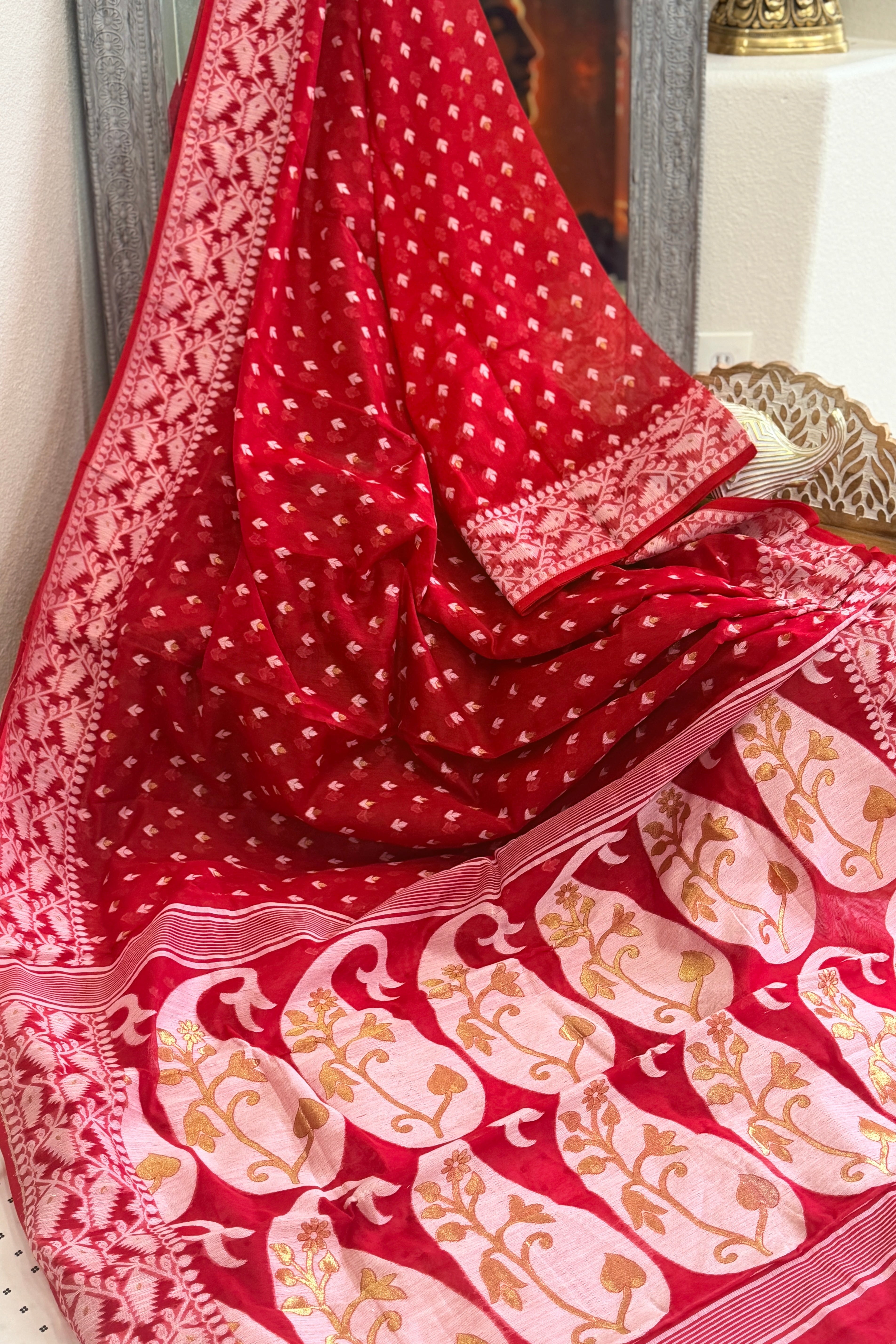Muslin Jamdani Saree