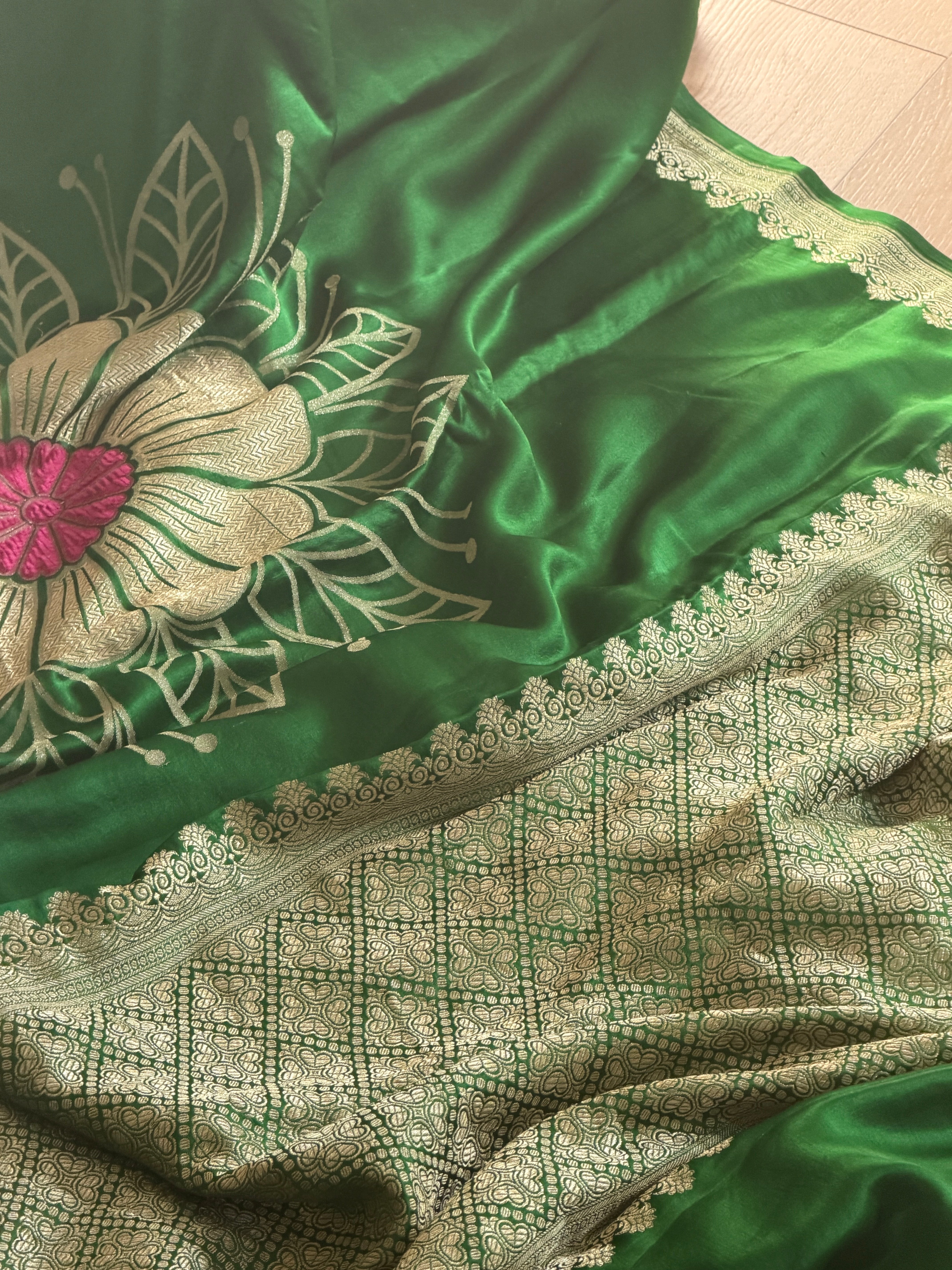 Banarasi Mashru Pure Silk Velvet Weaving Saree