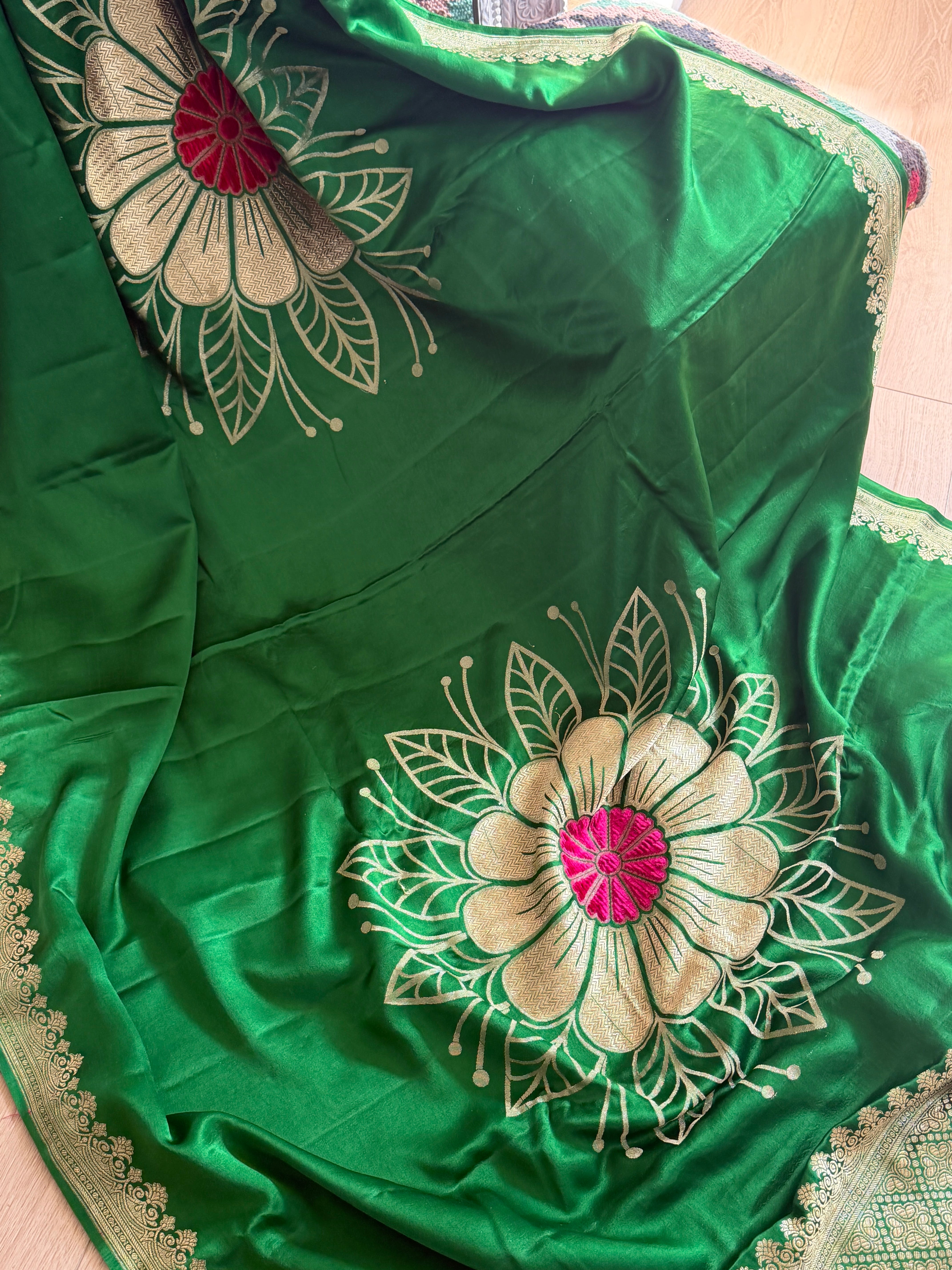 Banarasi Mashru Pure Silk Velvet Weaving Saree