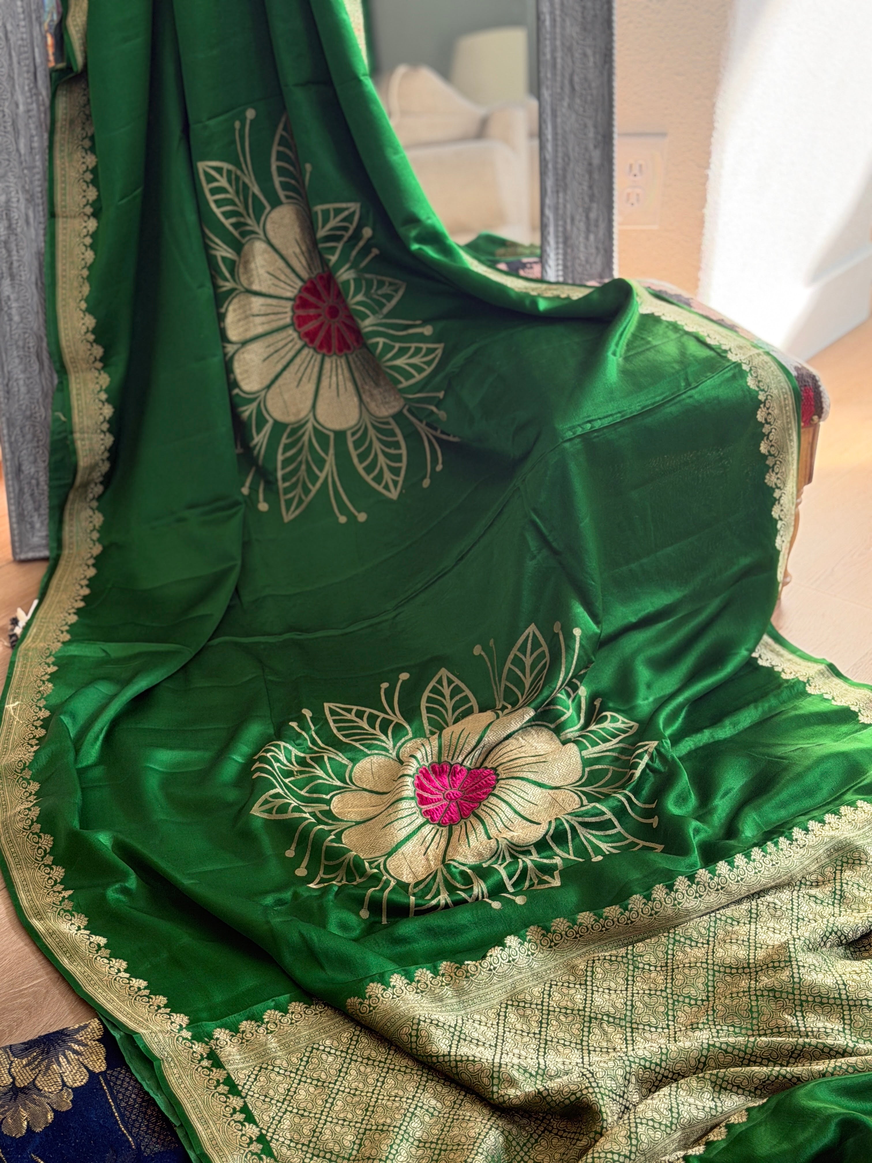 Banarasi Mashru Pure Silk Velvet Weaving Saree