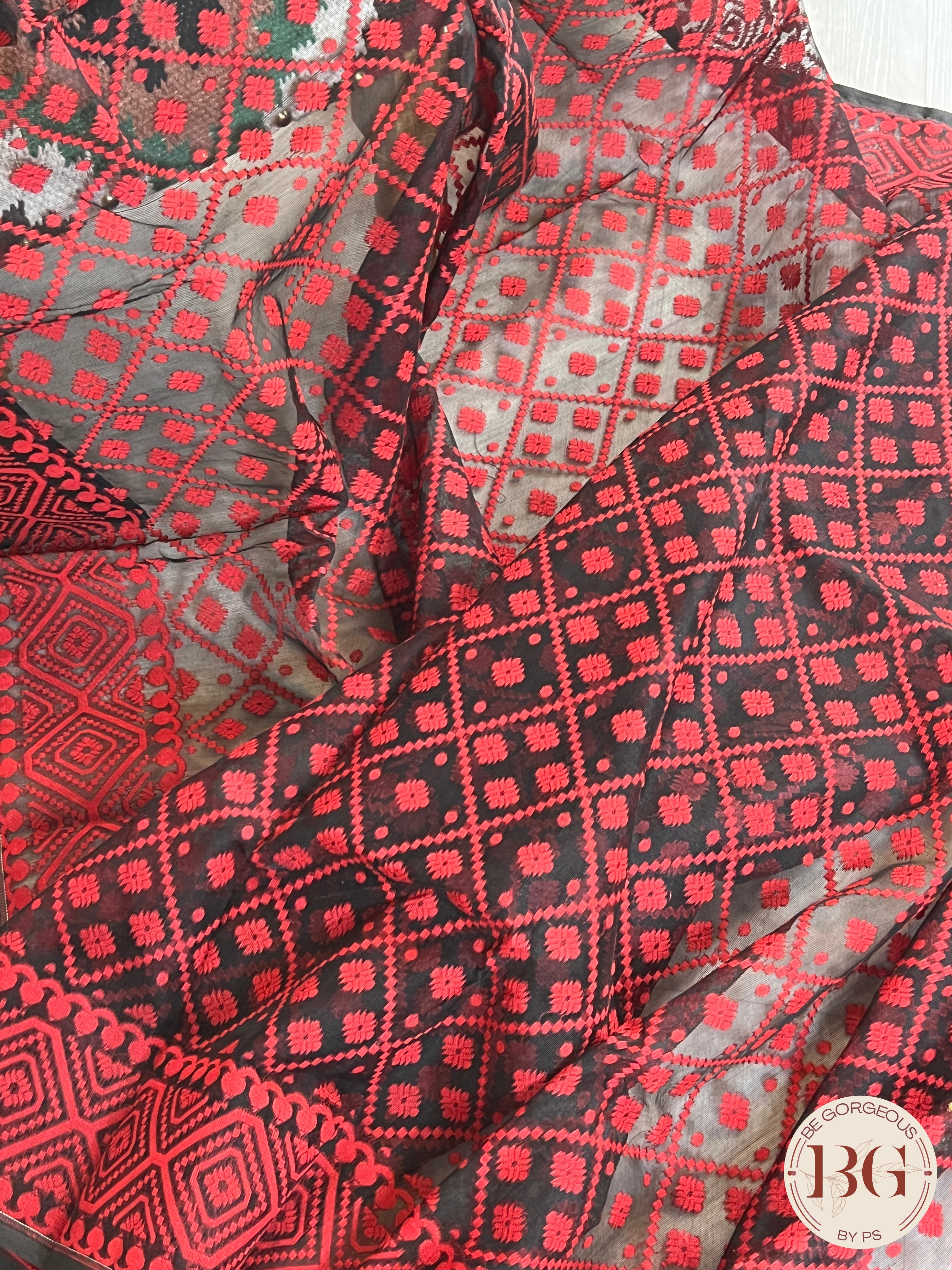 Cotton Jamdani saree color - black red