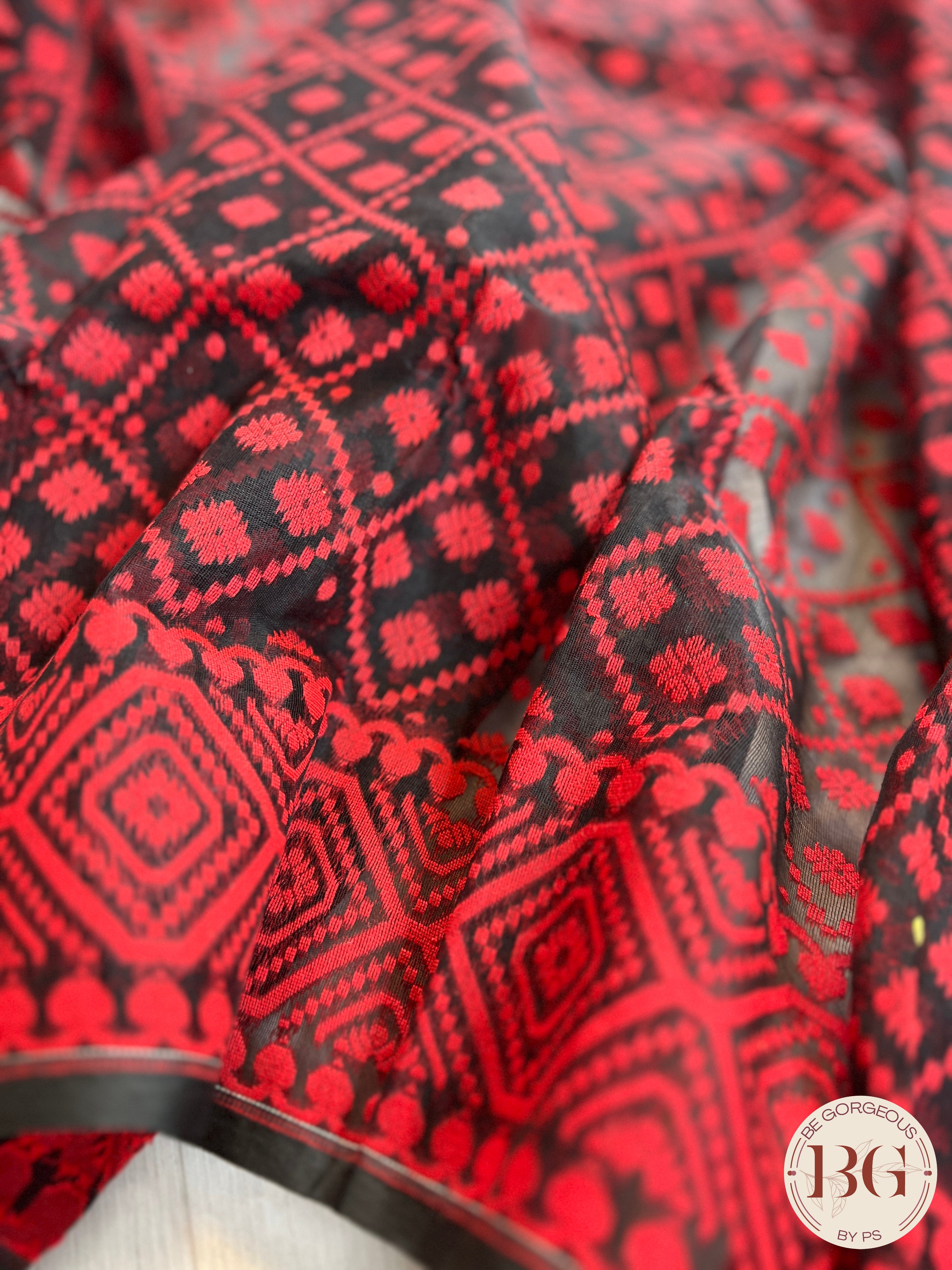 Cotton Jamdani saree color - black red
