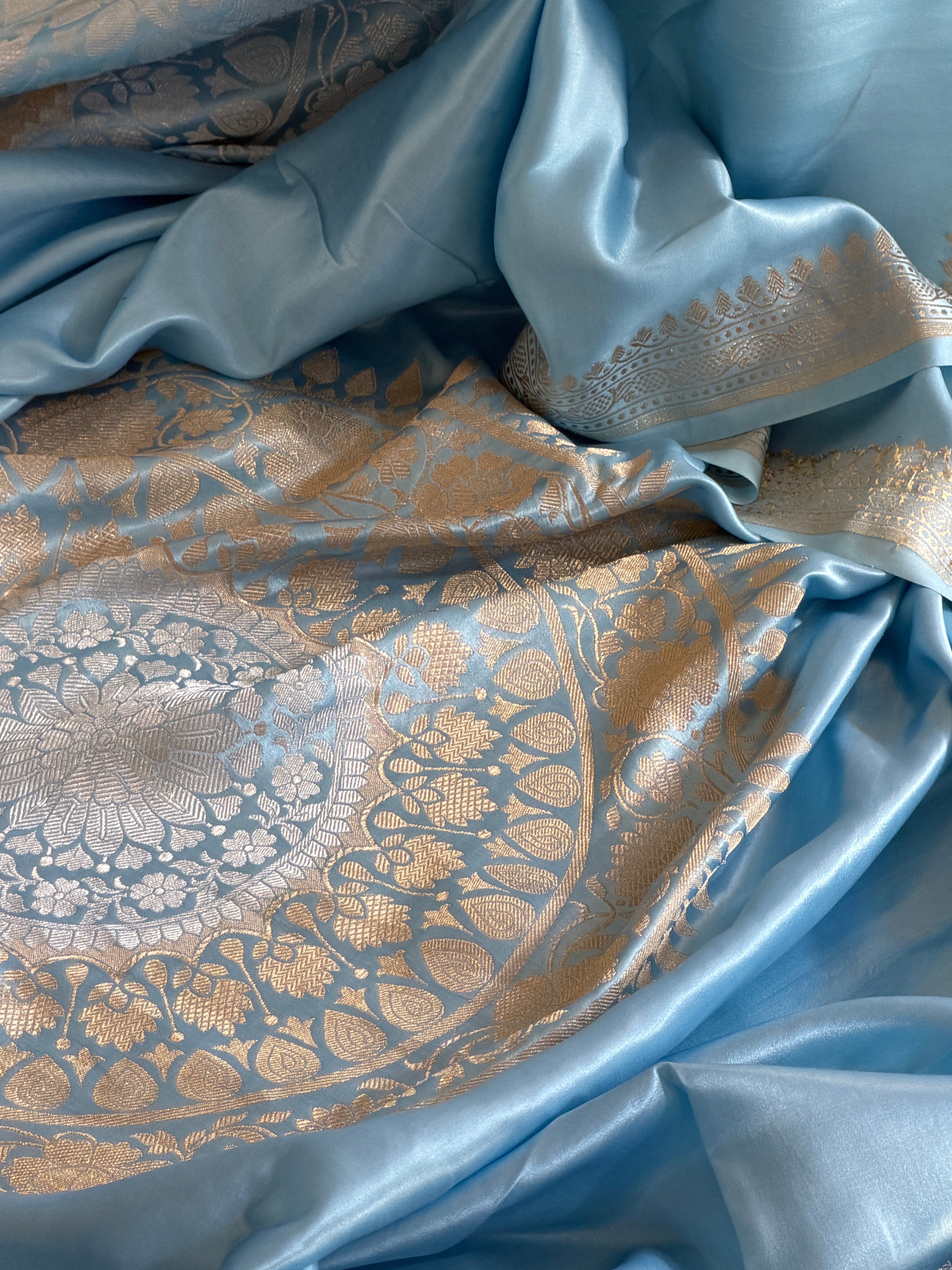 Banarasi Mashru Pure Silk Sona Roopa Saree