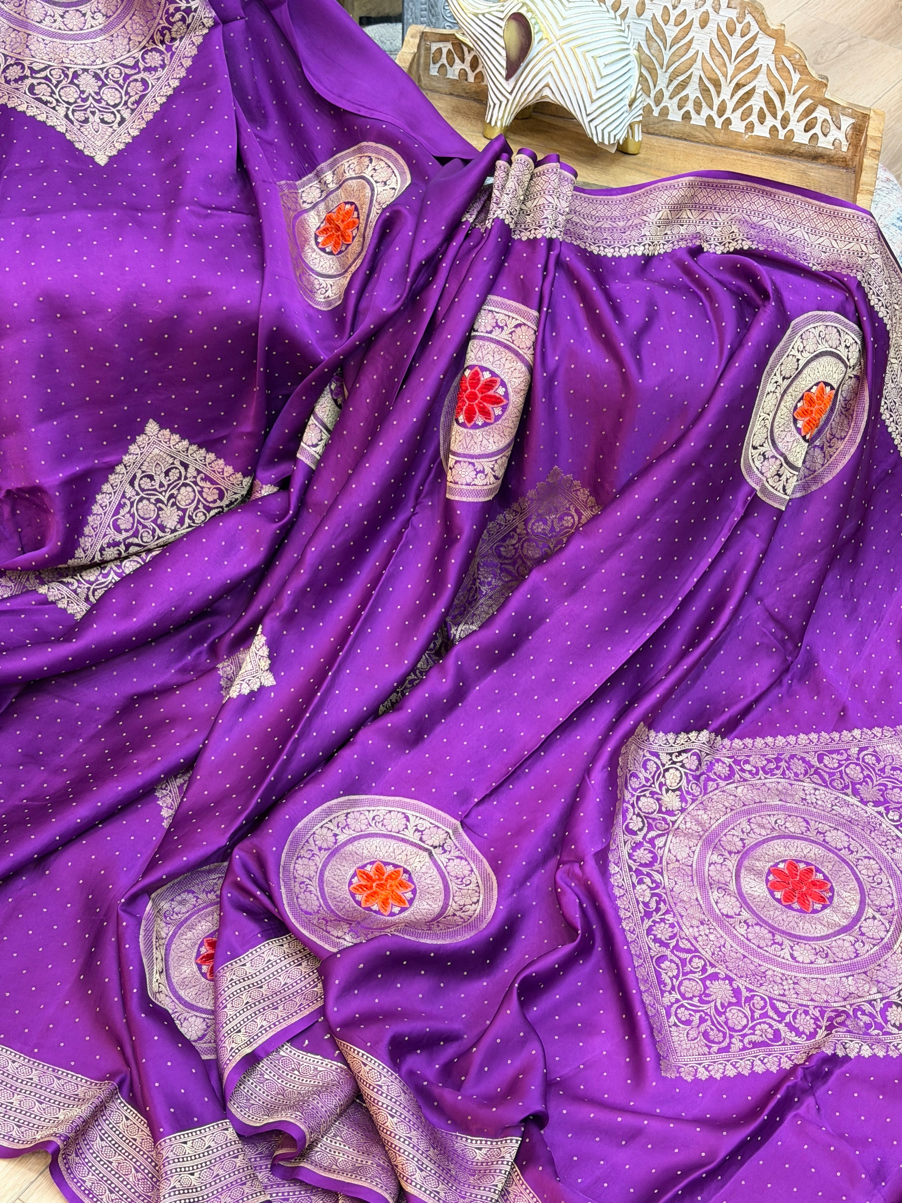 Banarasi Mashru Pure Silk Velvet Weaving Saree