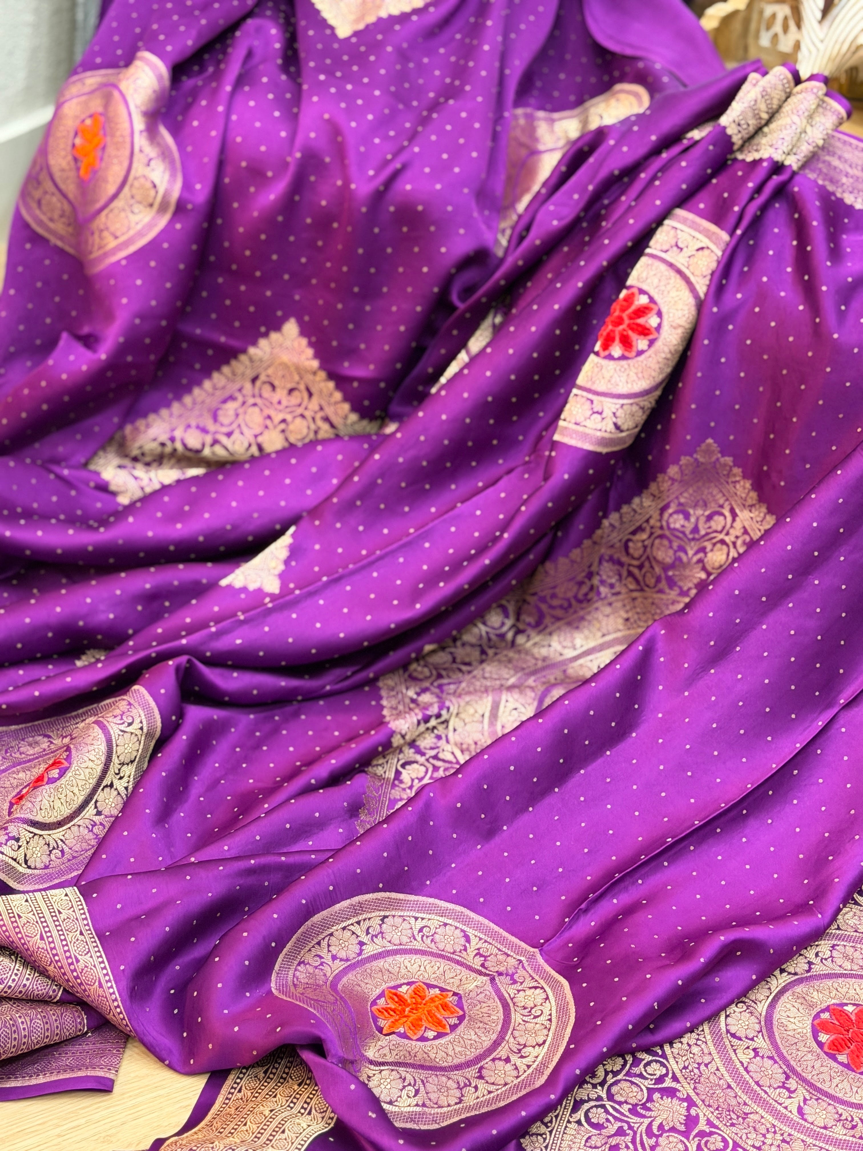 Banarasi Mashru Pure Silk Velvet Weaving Saree