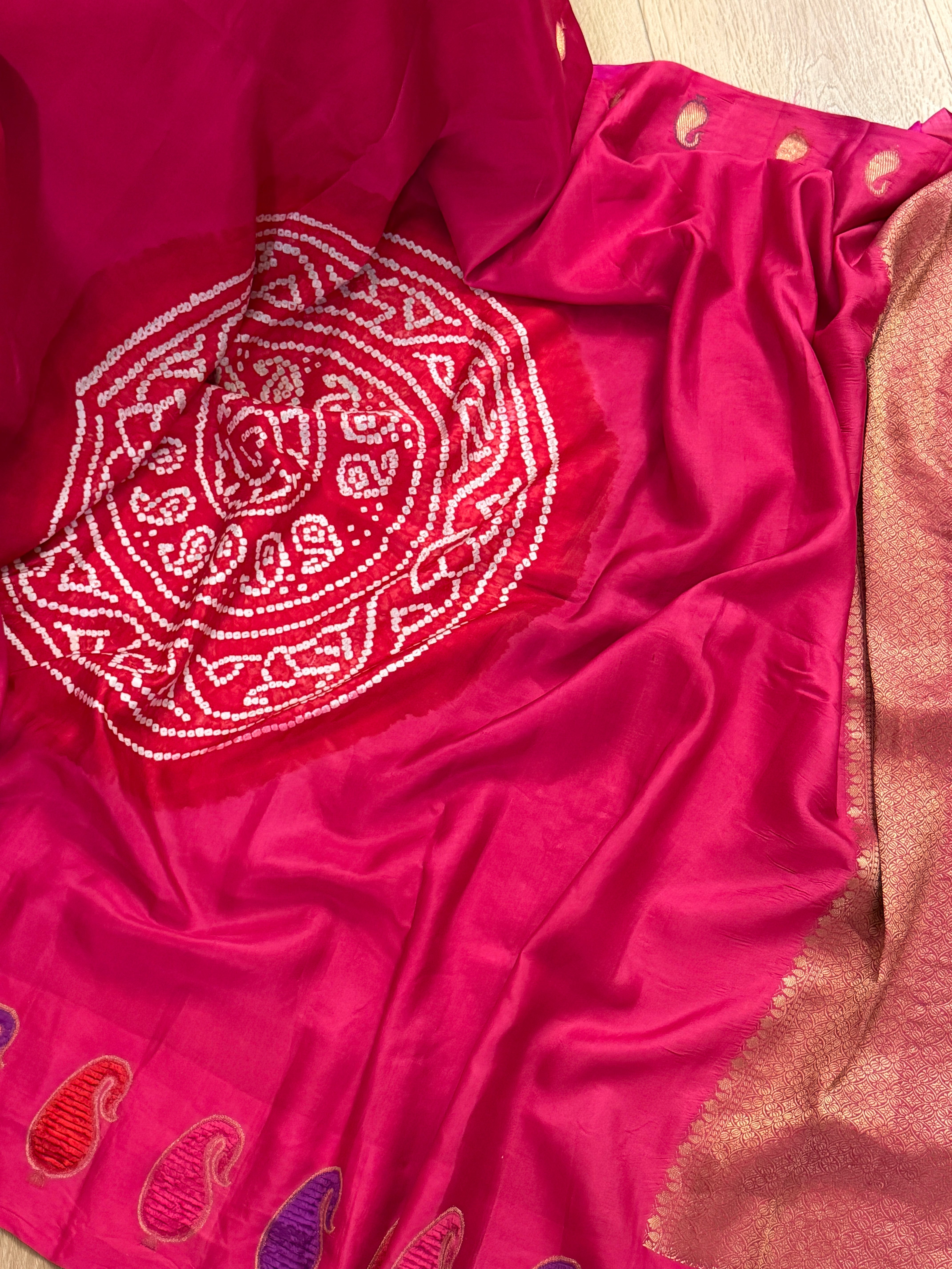 Banarasi Mashru Pure Silk Velvet Border Bandhani Saree