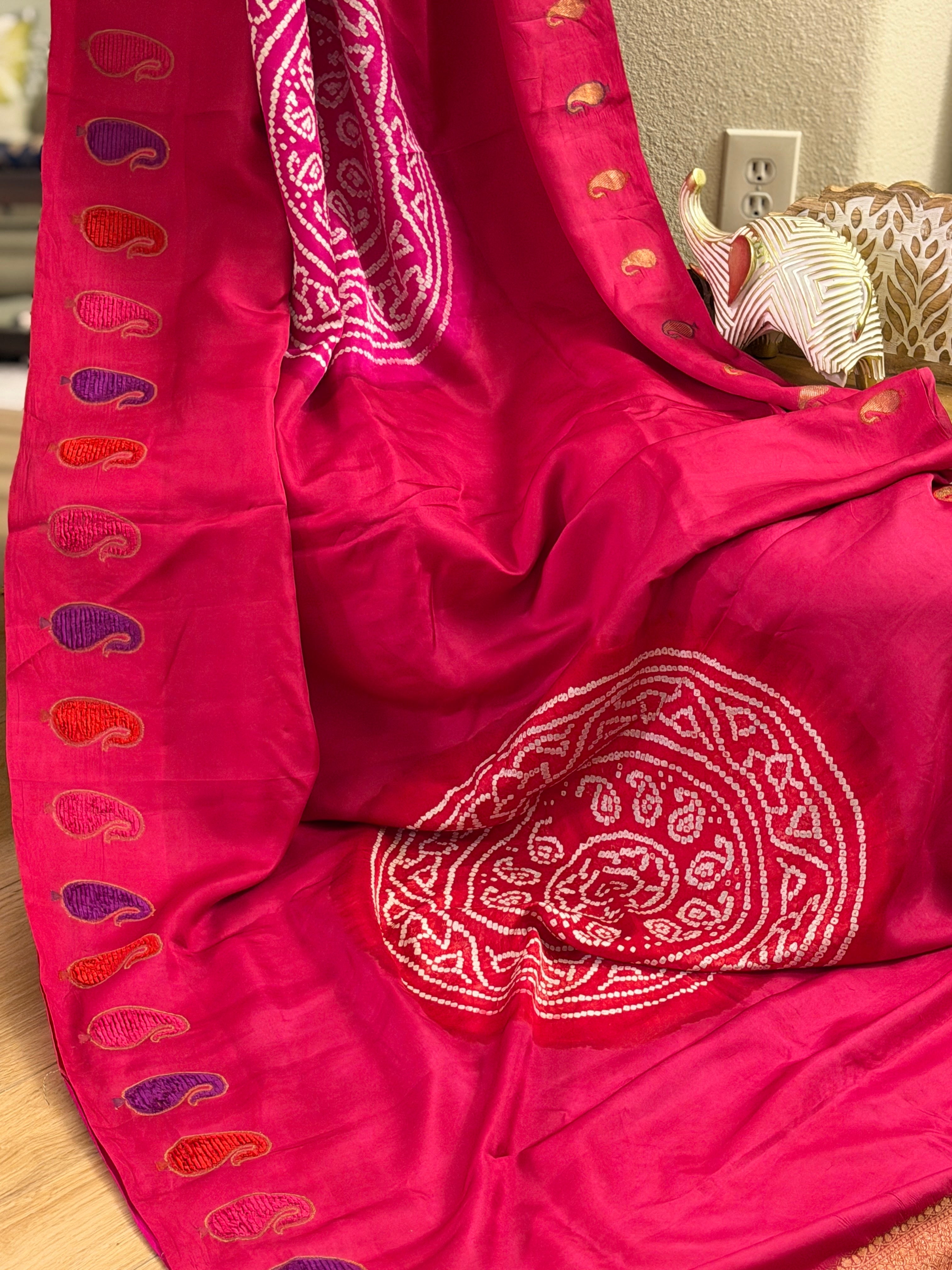 Banarasi Mashru Pure Silk Velvet Border Bandhani Saree