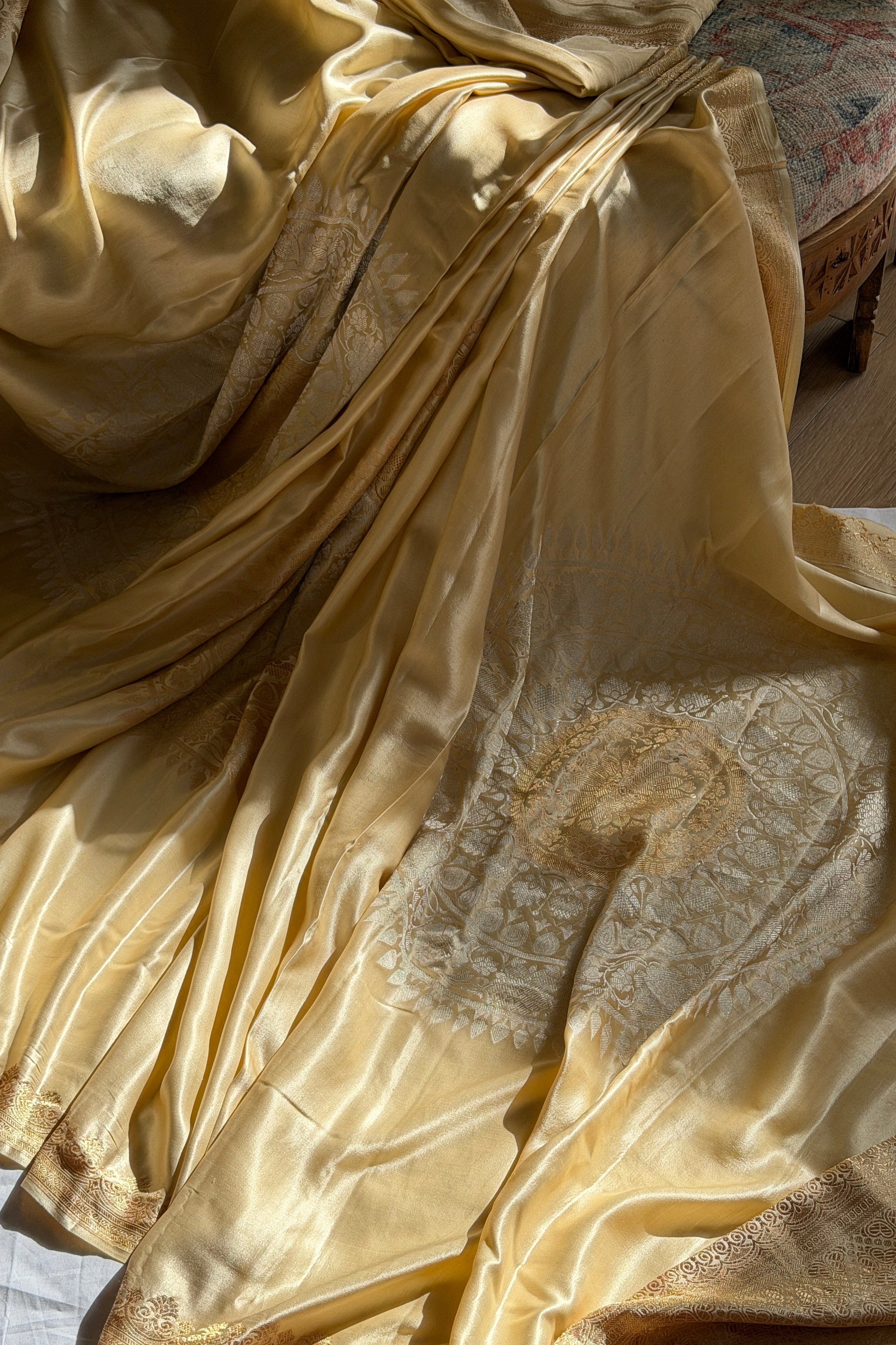 Banarasi Mashru Pure Silk Sona Roopa Saree