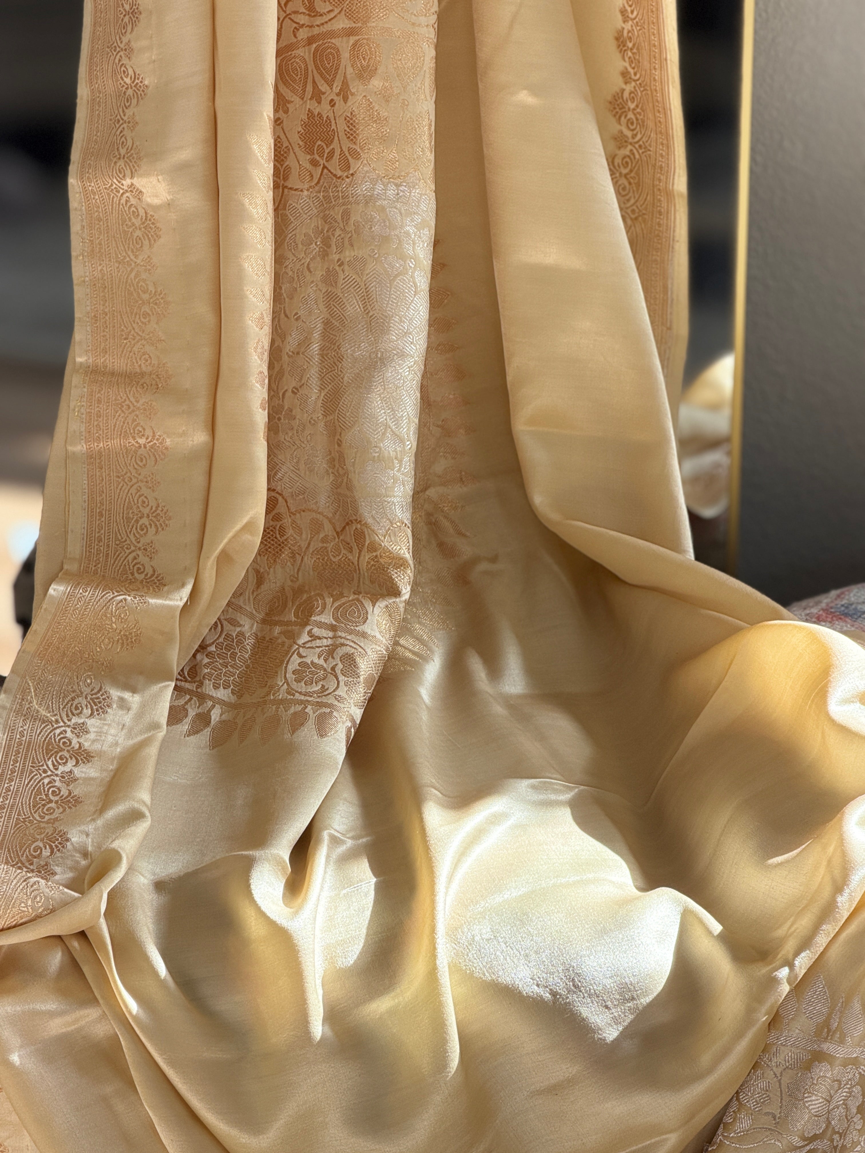 Banarasi Mashru Pure Silk Sona Roopa Saree