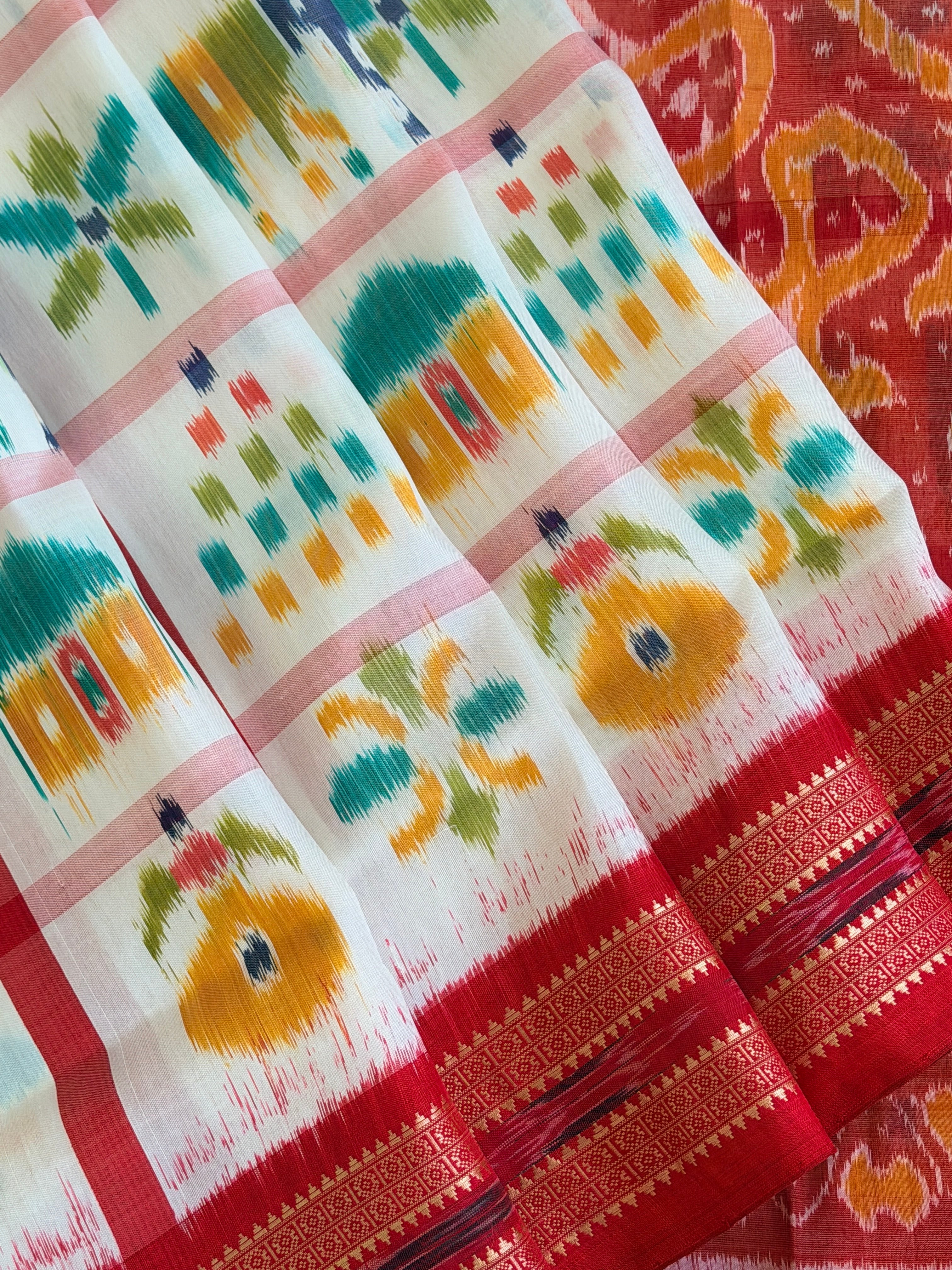 White red Nabkothi saree