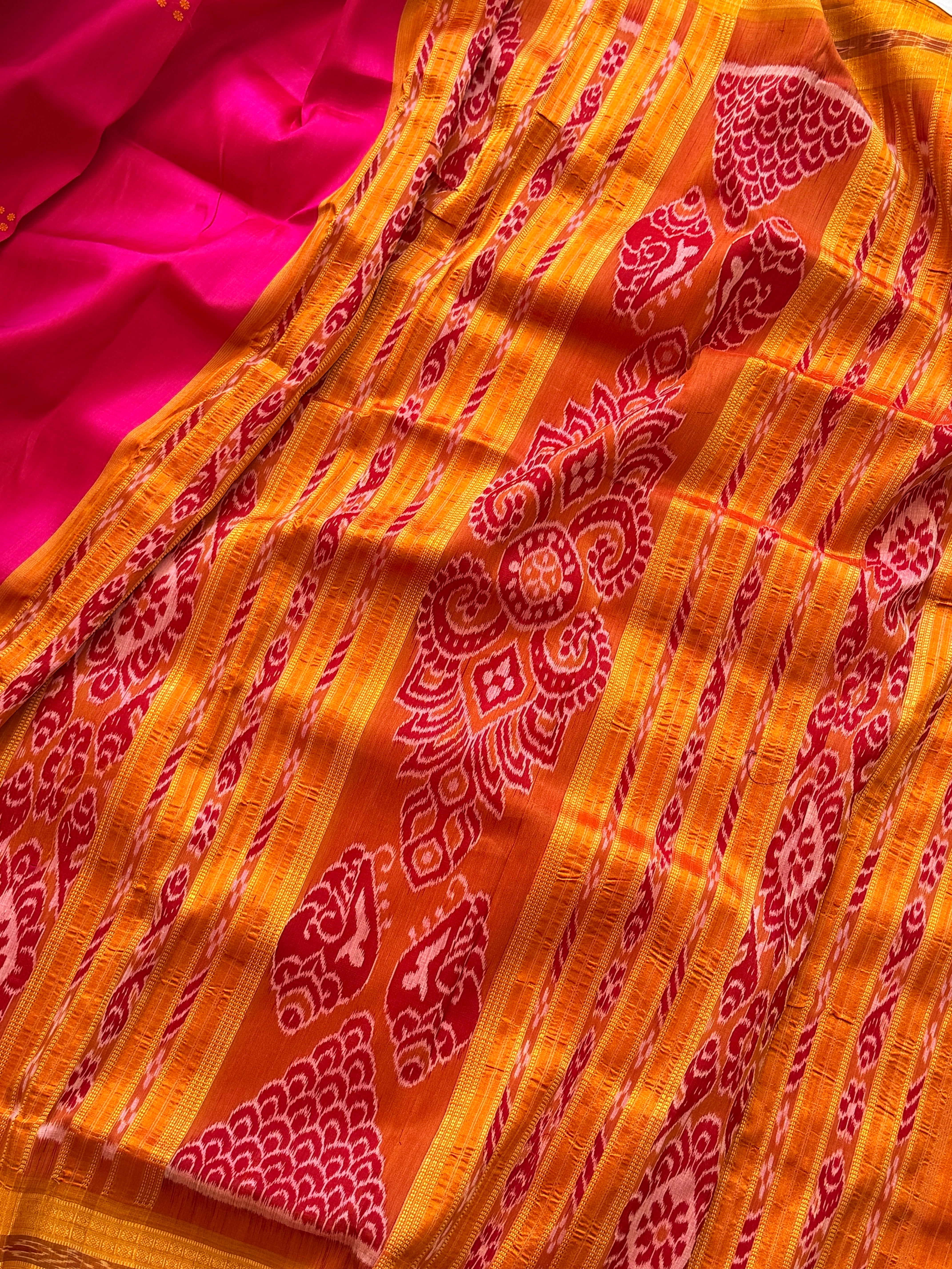 Khandua plain mini buti odisha handloom saree
