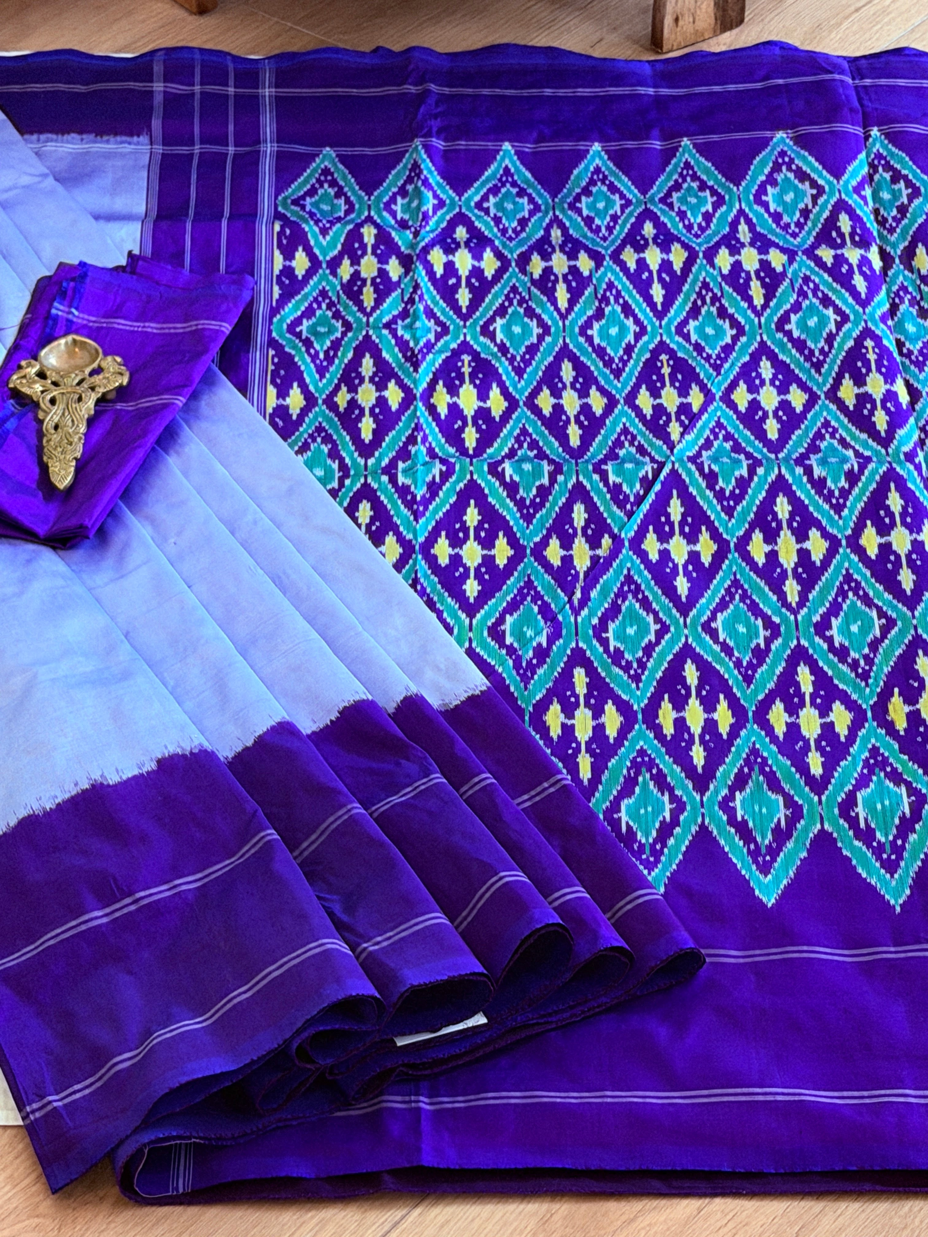 Pochumpalli Ikkat Pure Silk Handloom Saree