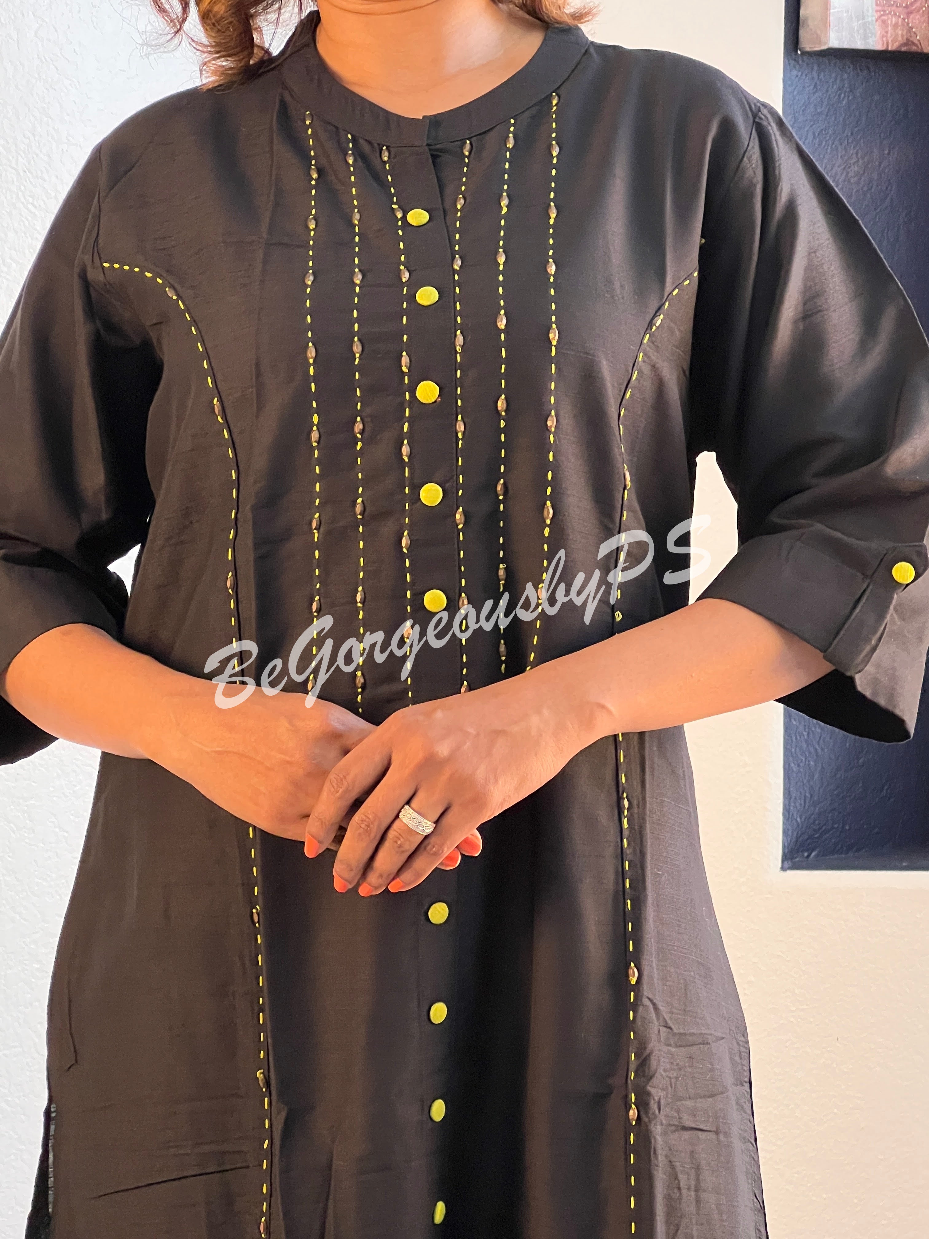 Kurti SL-004-BLK