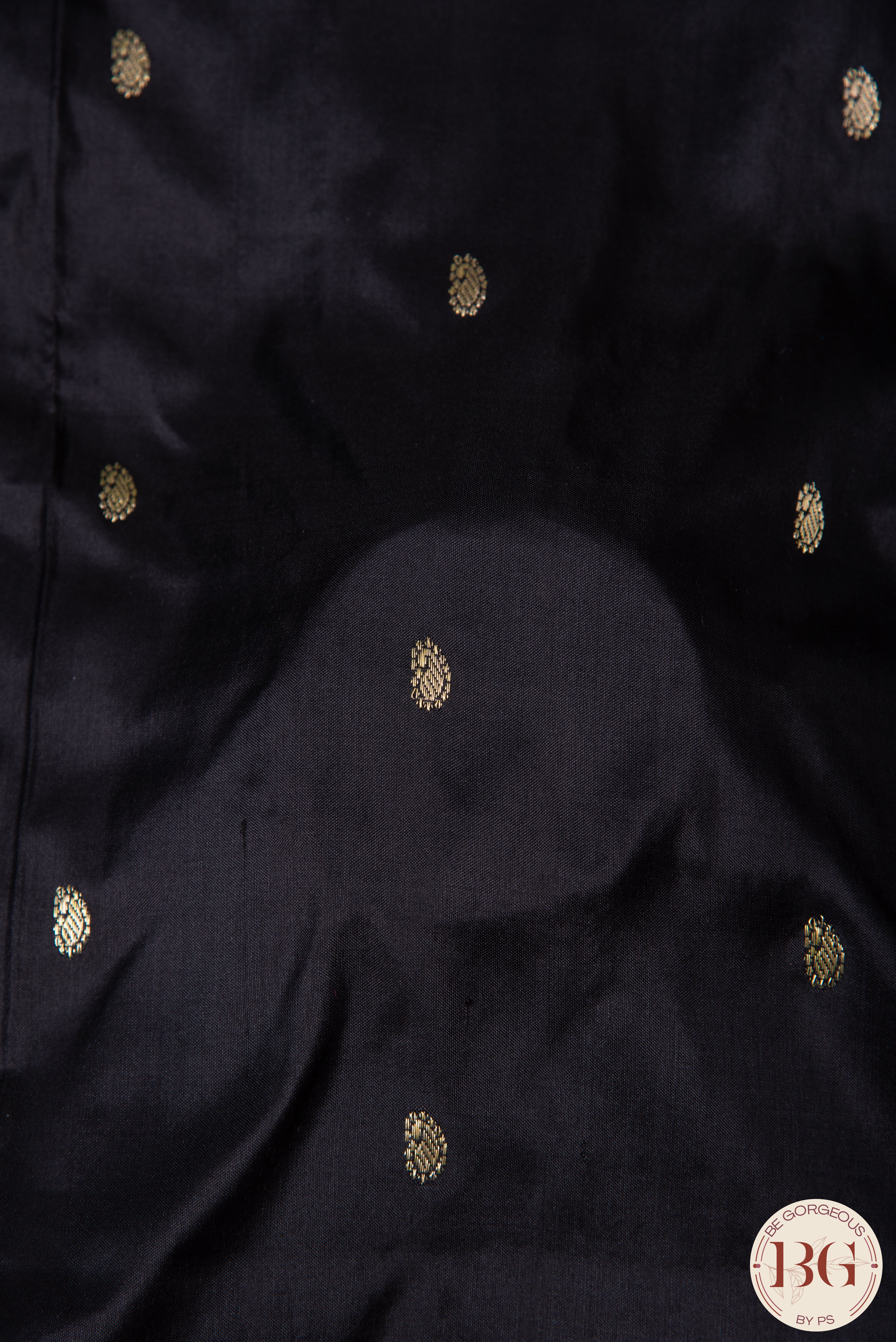 Traditional Paithani pure silk handloom saree - black