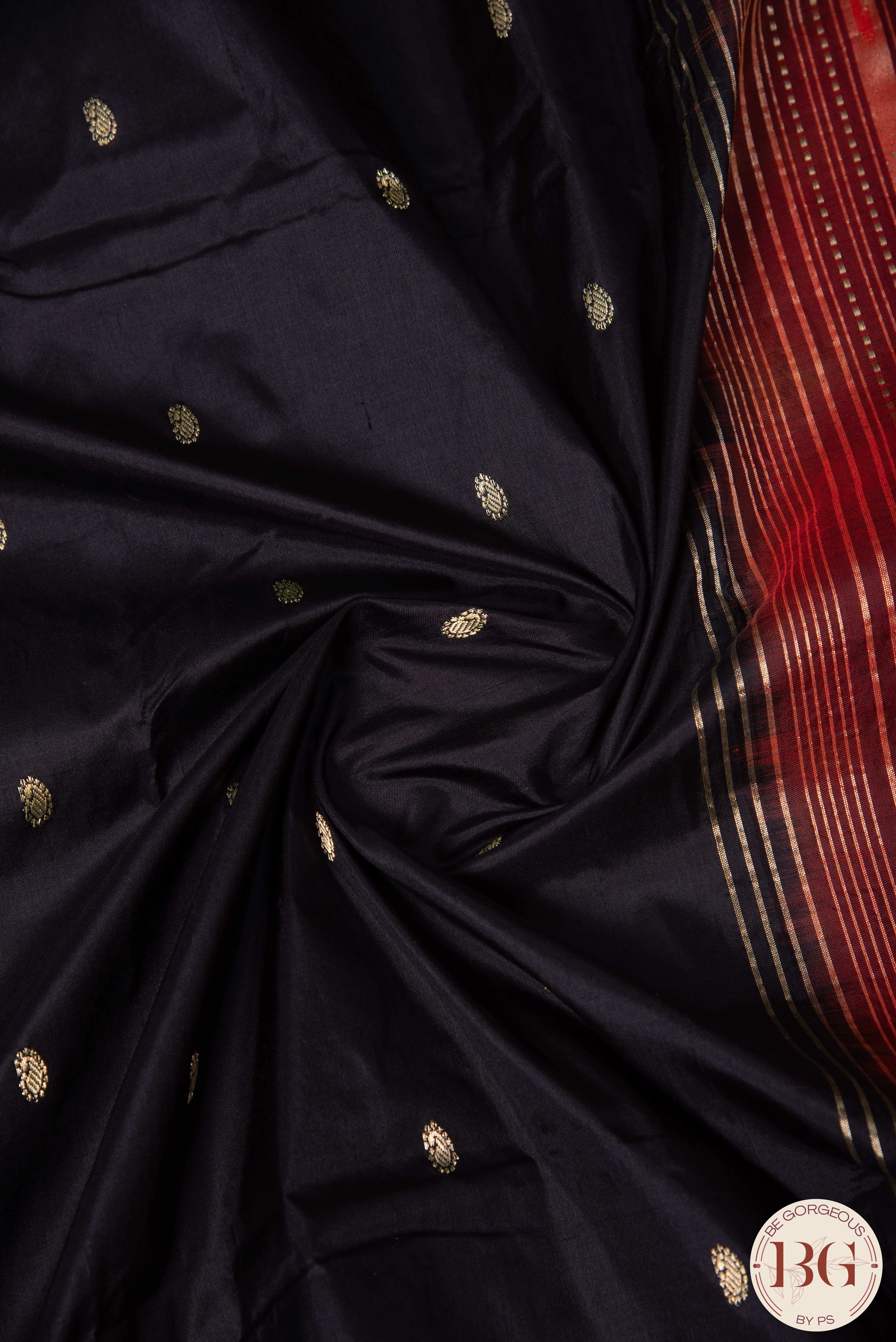 Traditional Paithani pure silk handloom saree - black